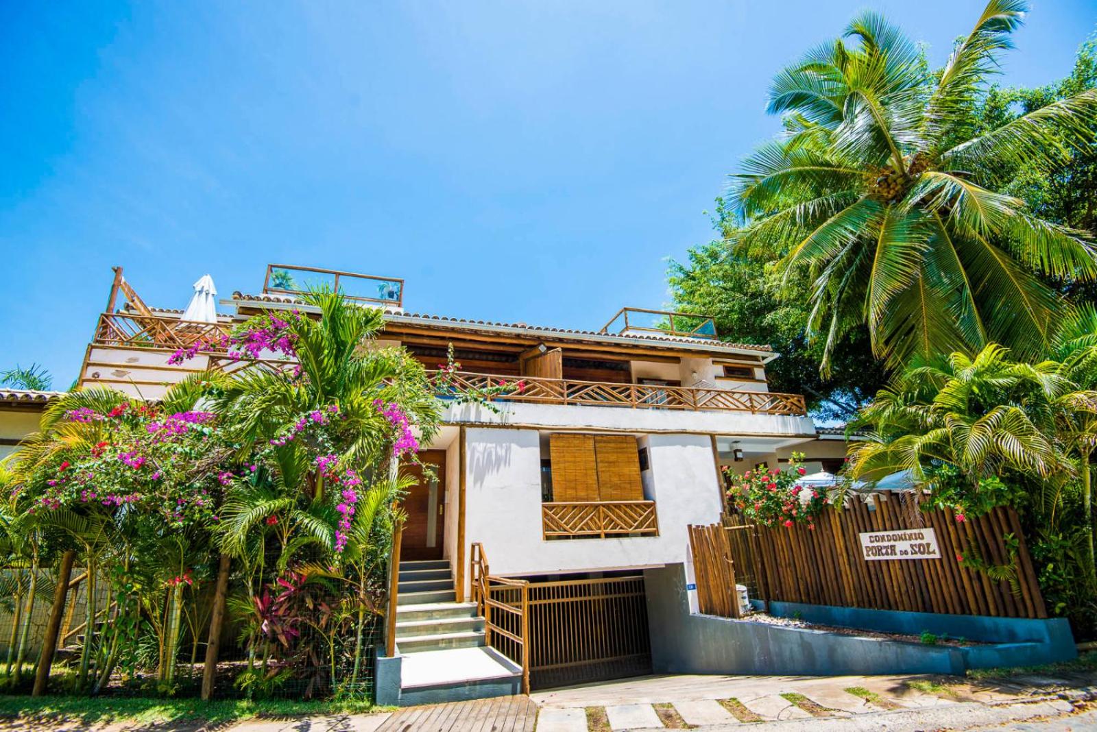 Duplex com hidromassagem - Praia do Forte