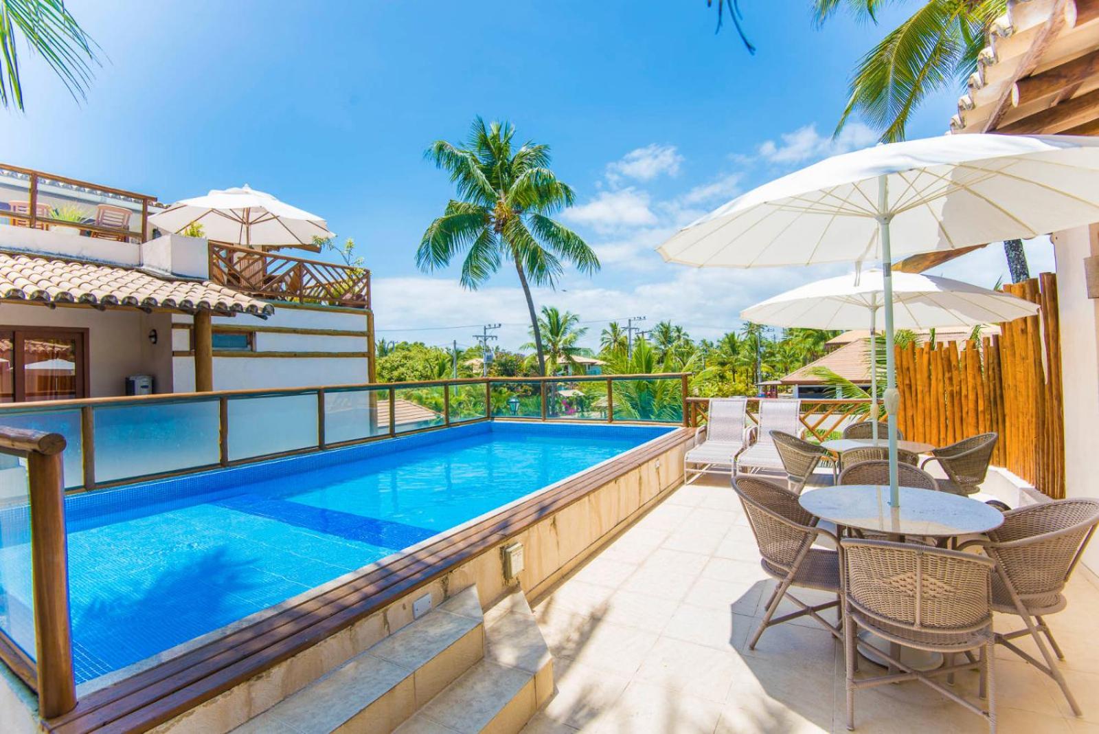Duplex com hidromassagem - Praia do Forte