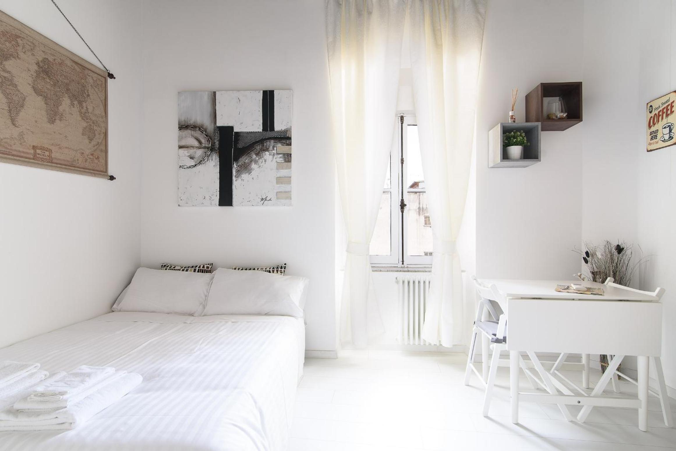 White Ostilia Apartments