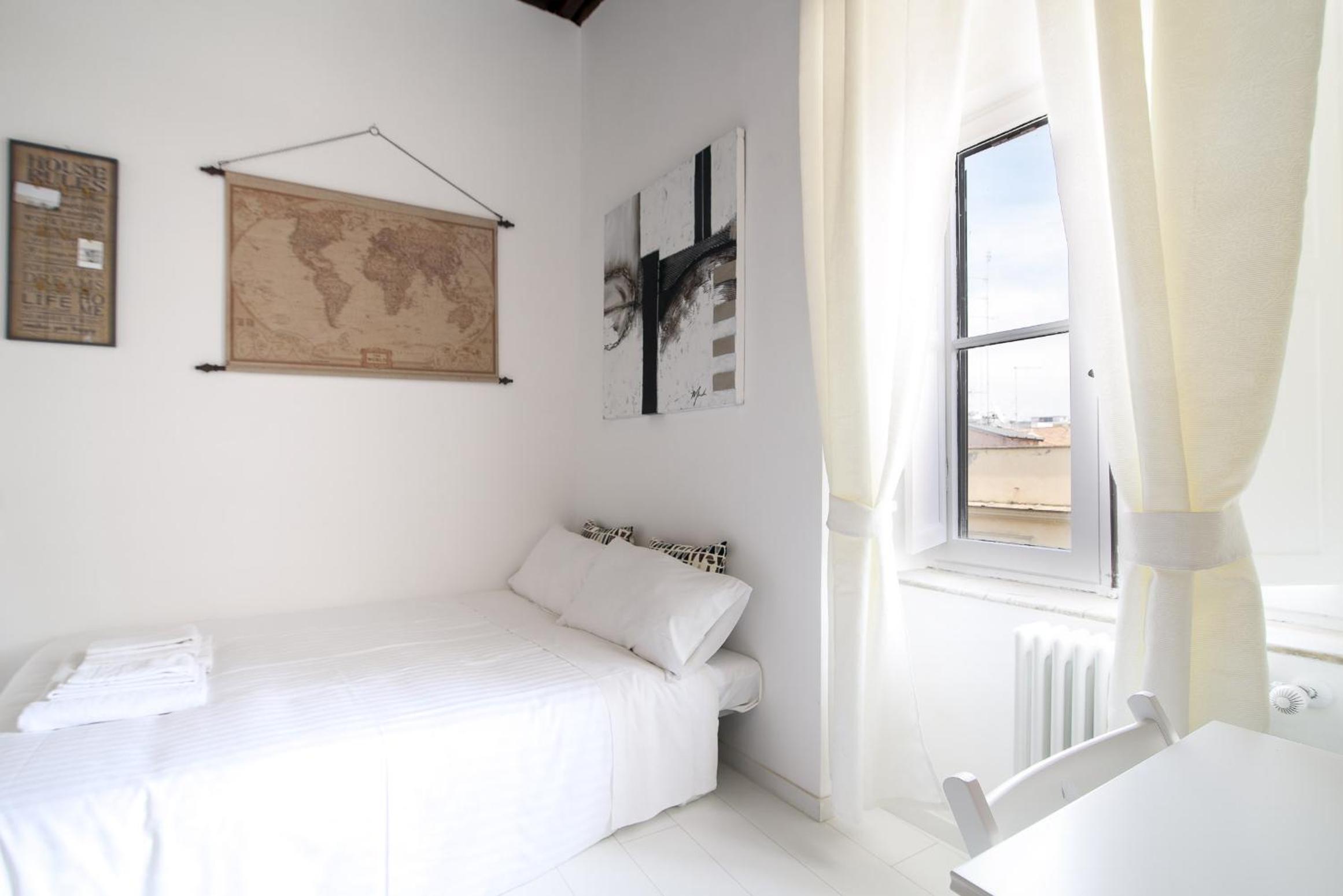 White Ostilia Apartments