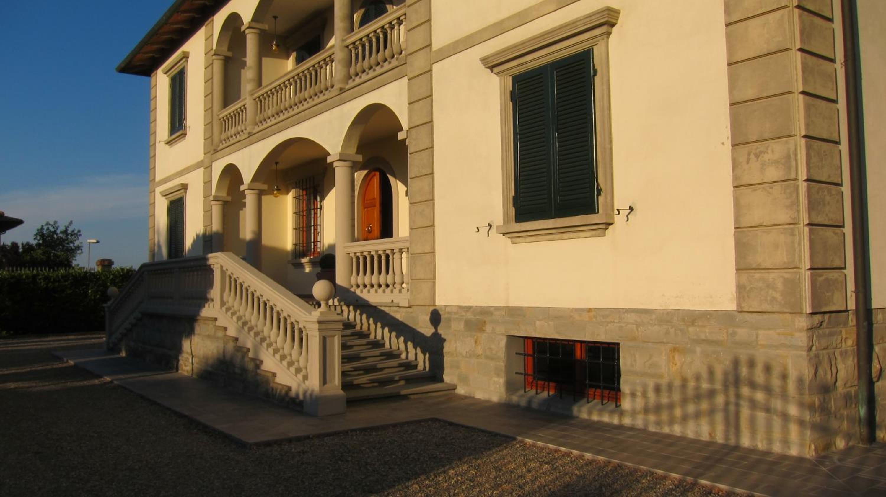 Photo 18