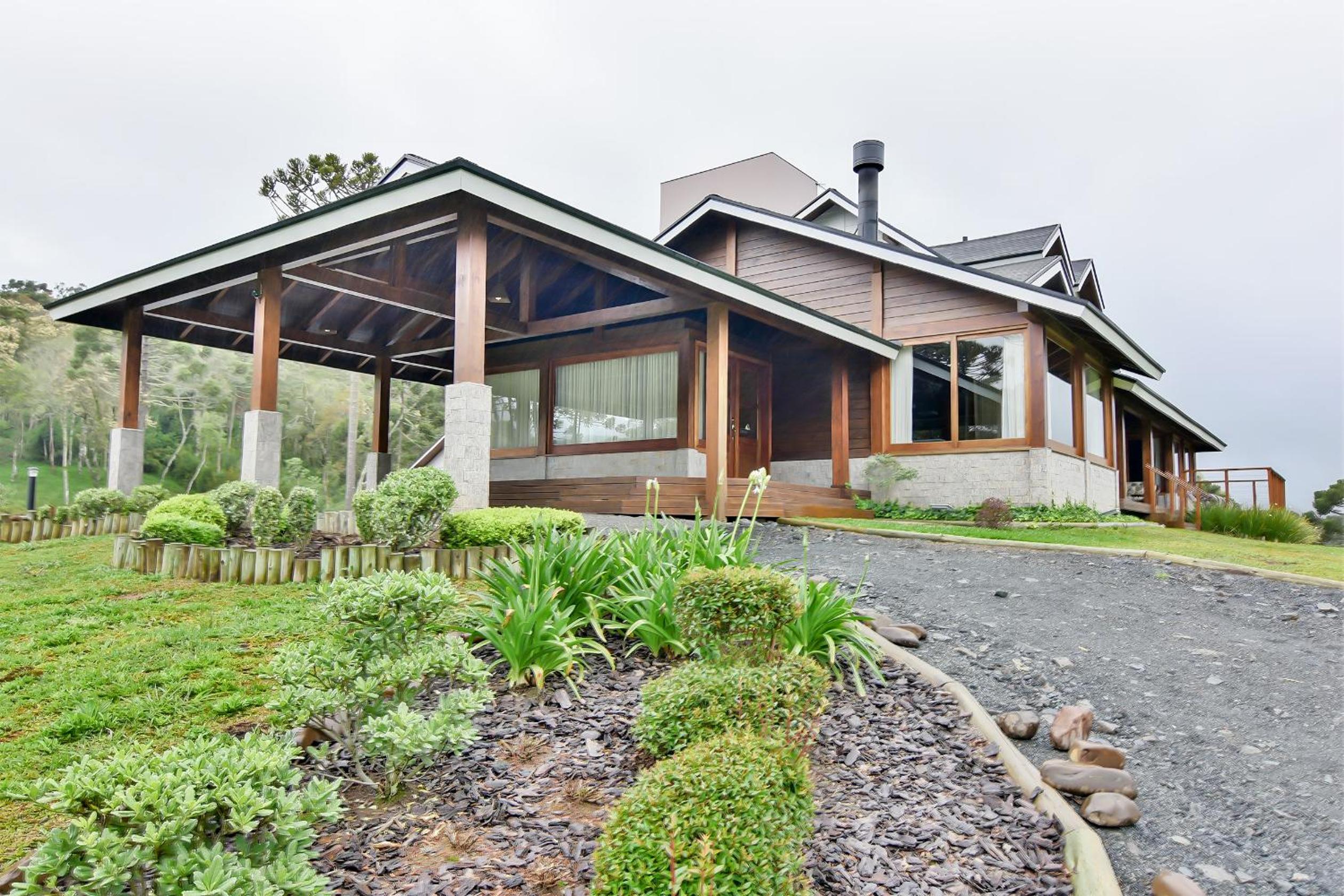 Hotel Corvo Branco Estalagem