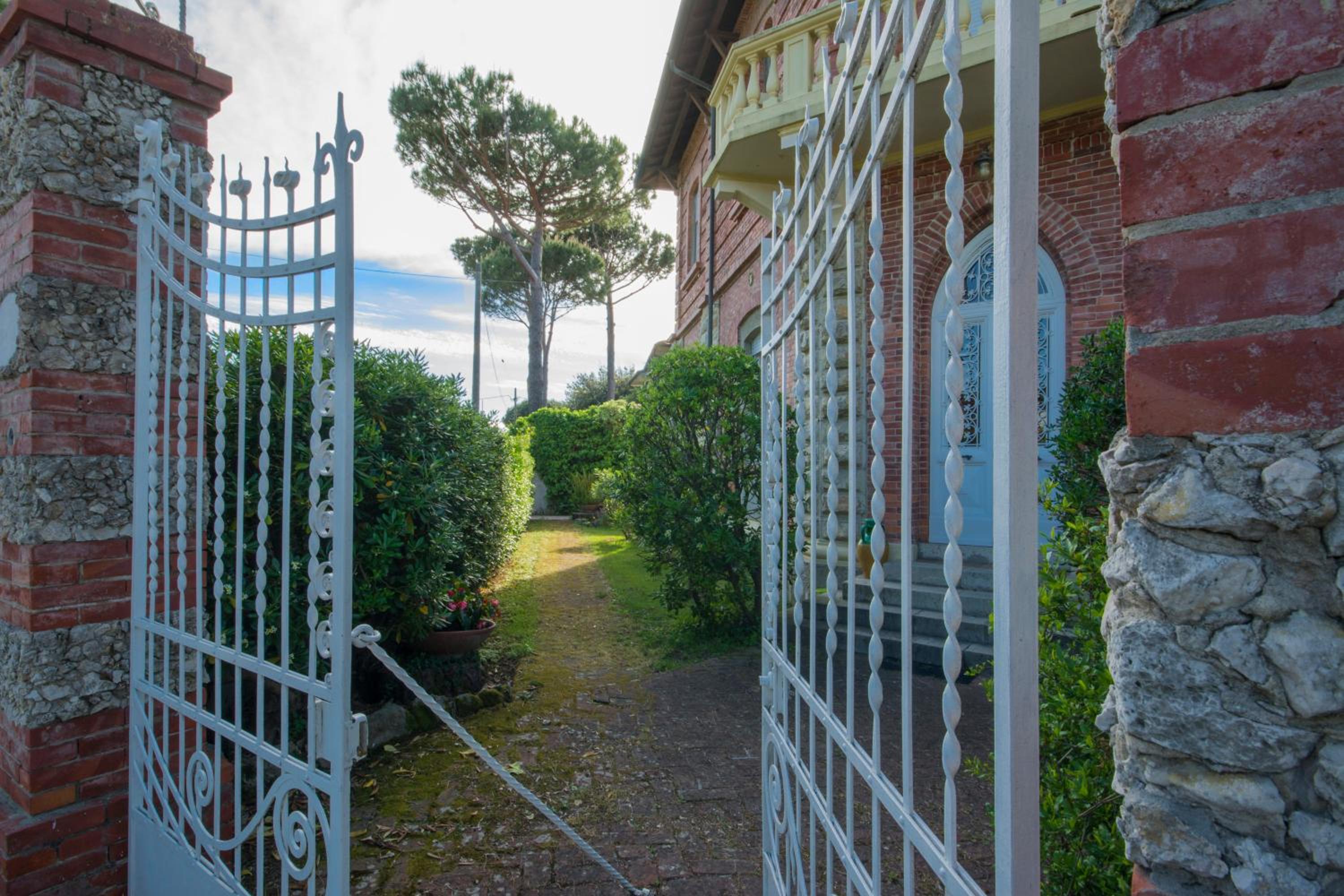 Villa Italy view 3