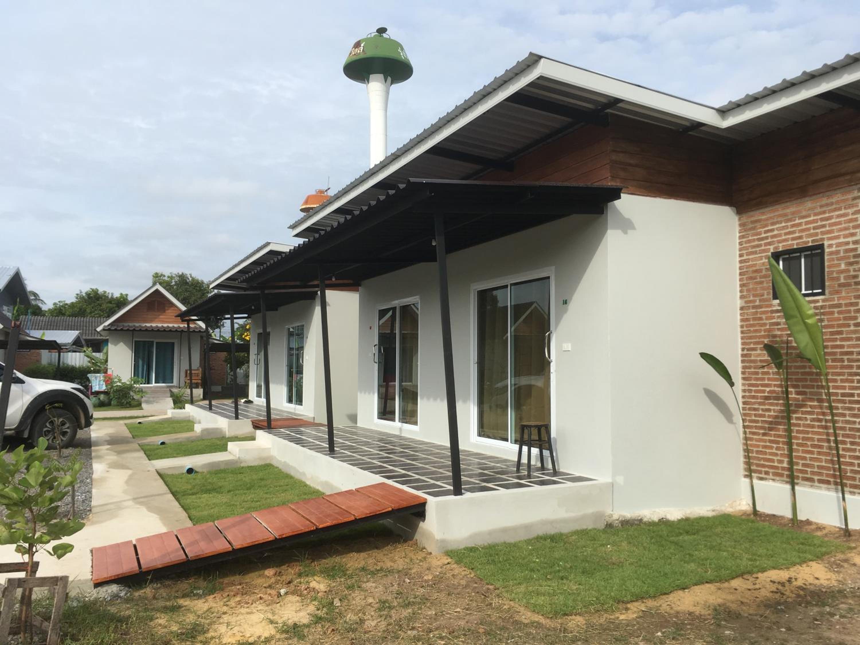 Pak Dee Resort