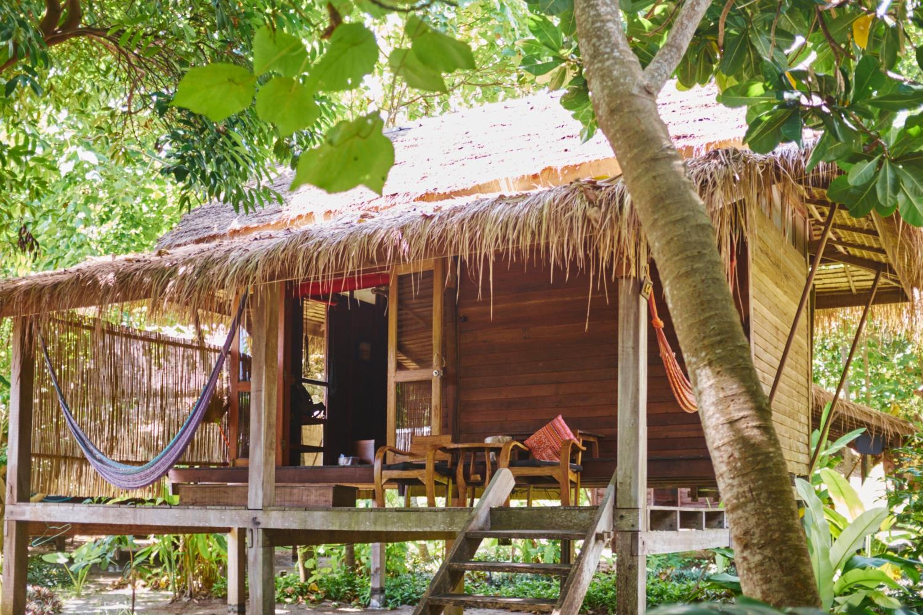 Hotel Castaway Resort Koh Lipe - Image 1