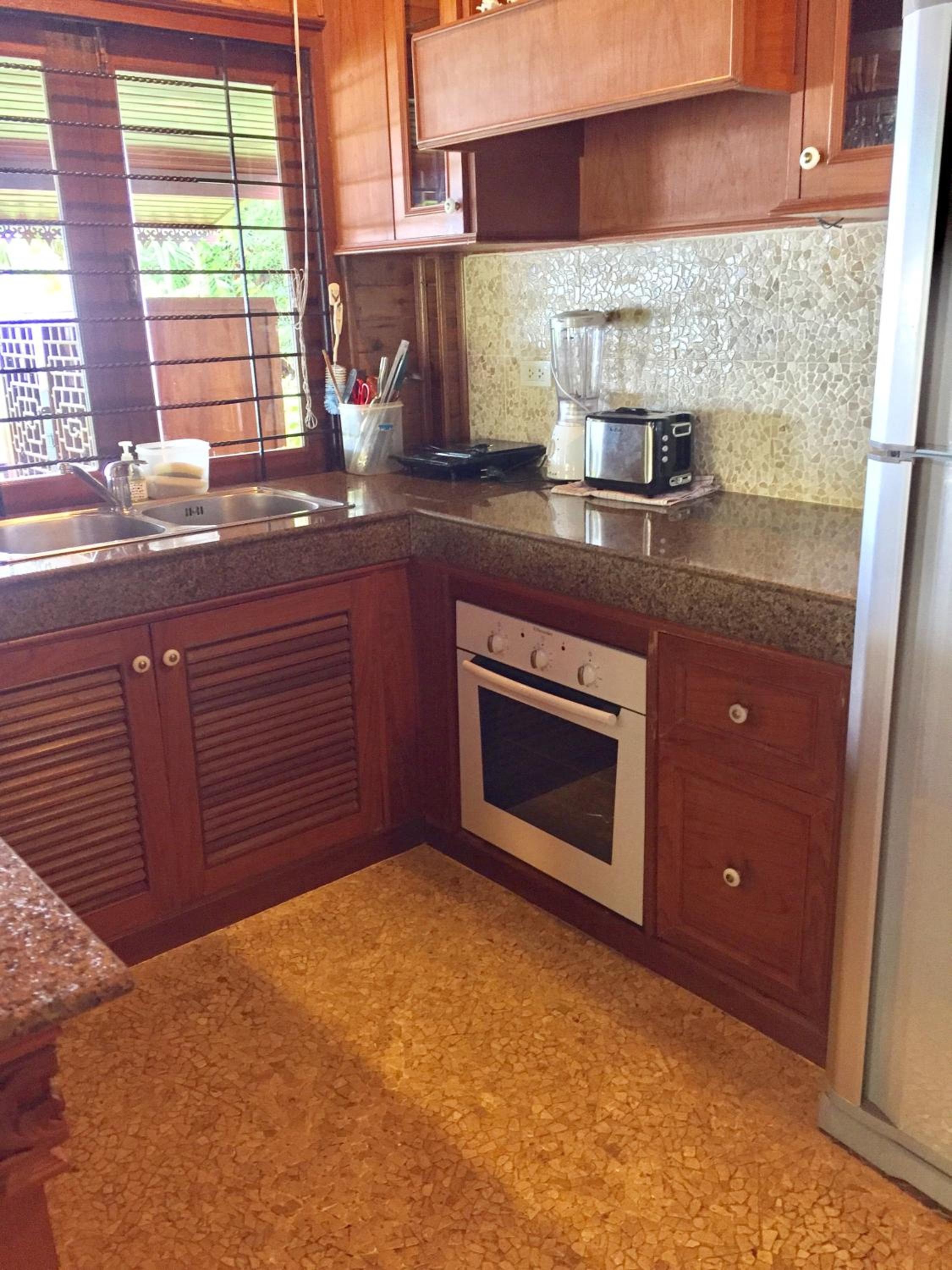 Baan Laem Noi Villa's