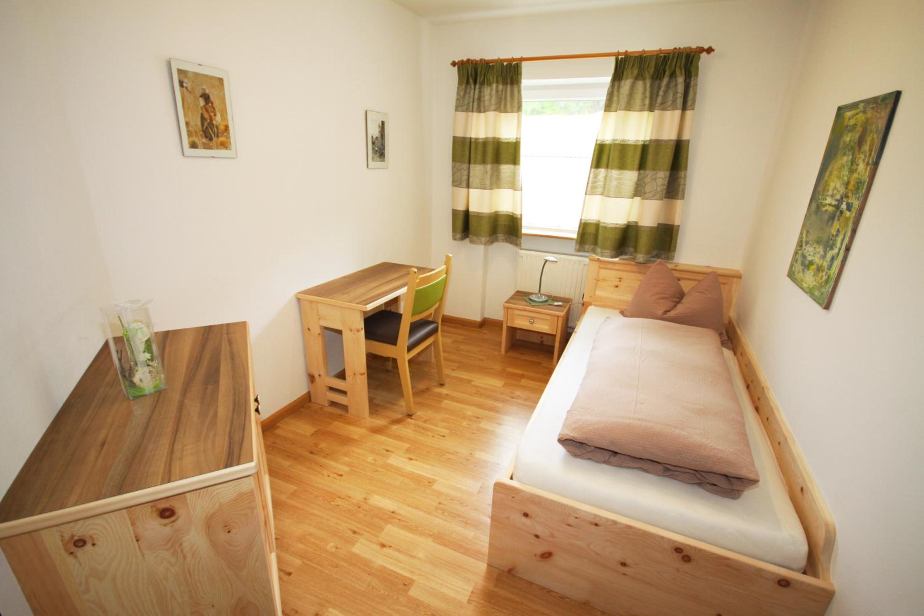 Photo 46