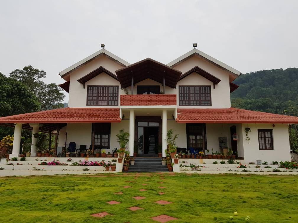 Abiyal Mountain Stay