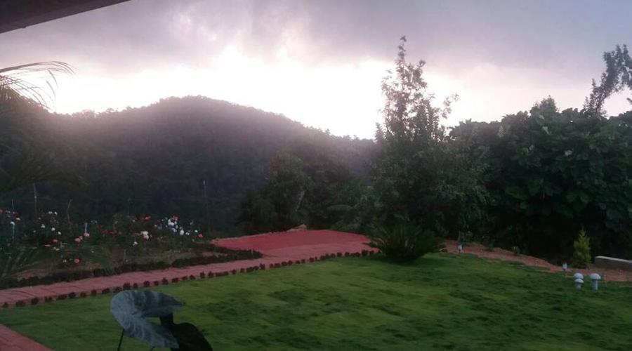 Abiyal Mountain Stay