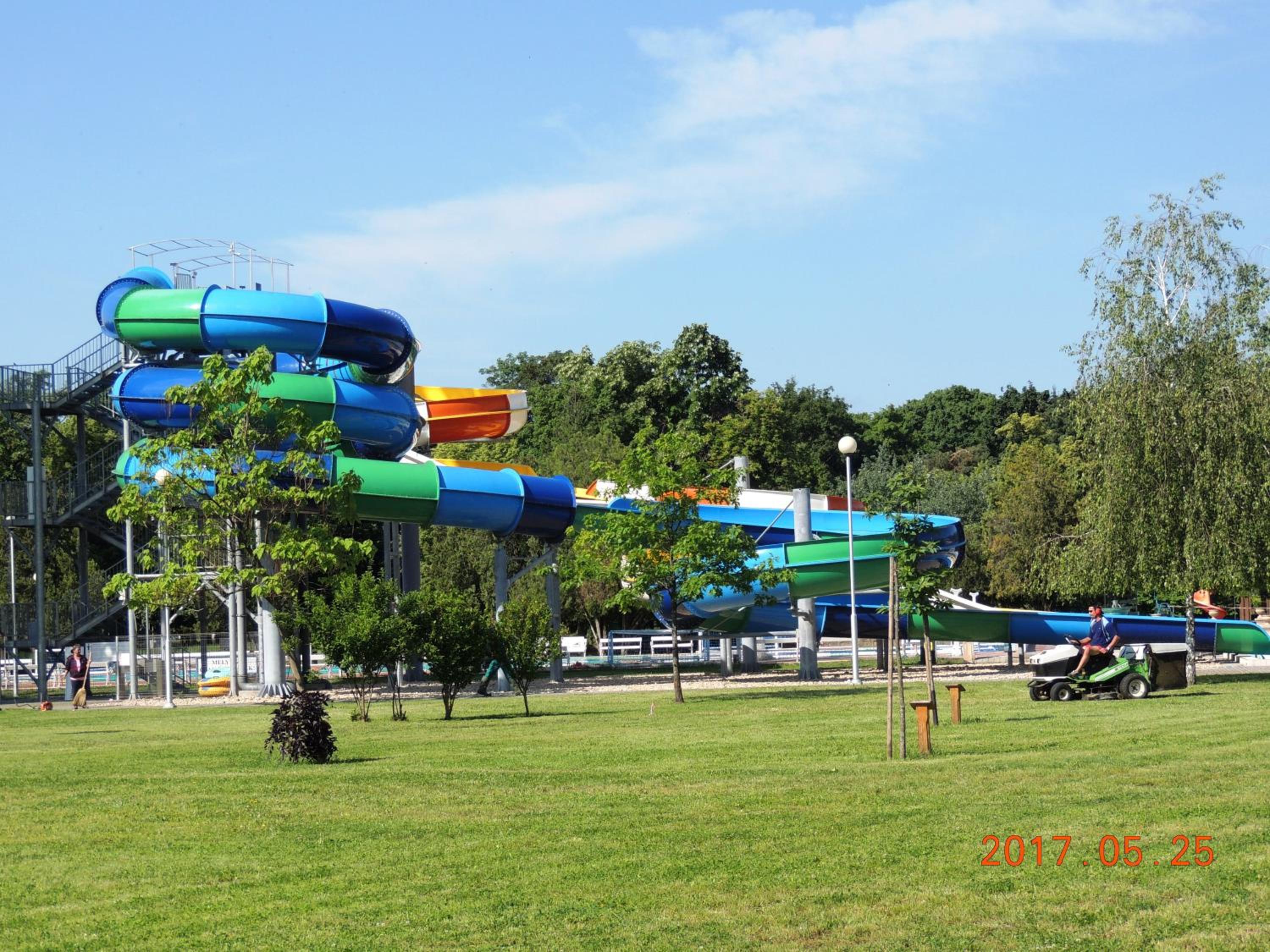 Photo 48