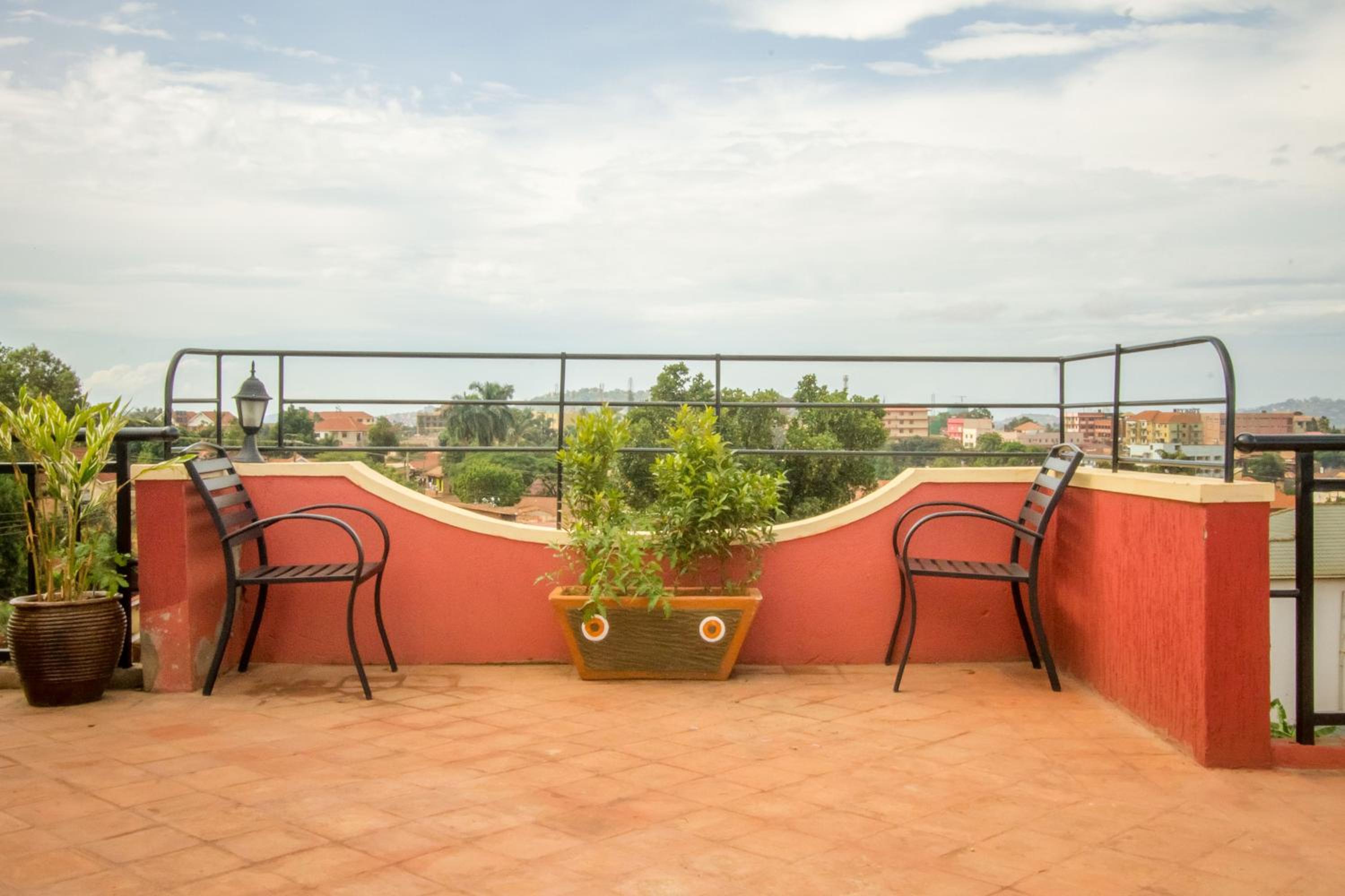 Ntinda Bypass Hotel view 4