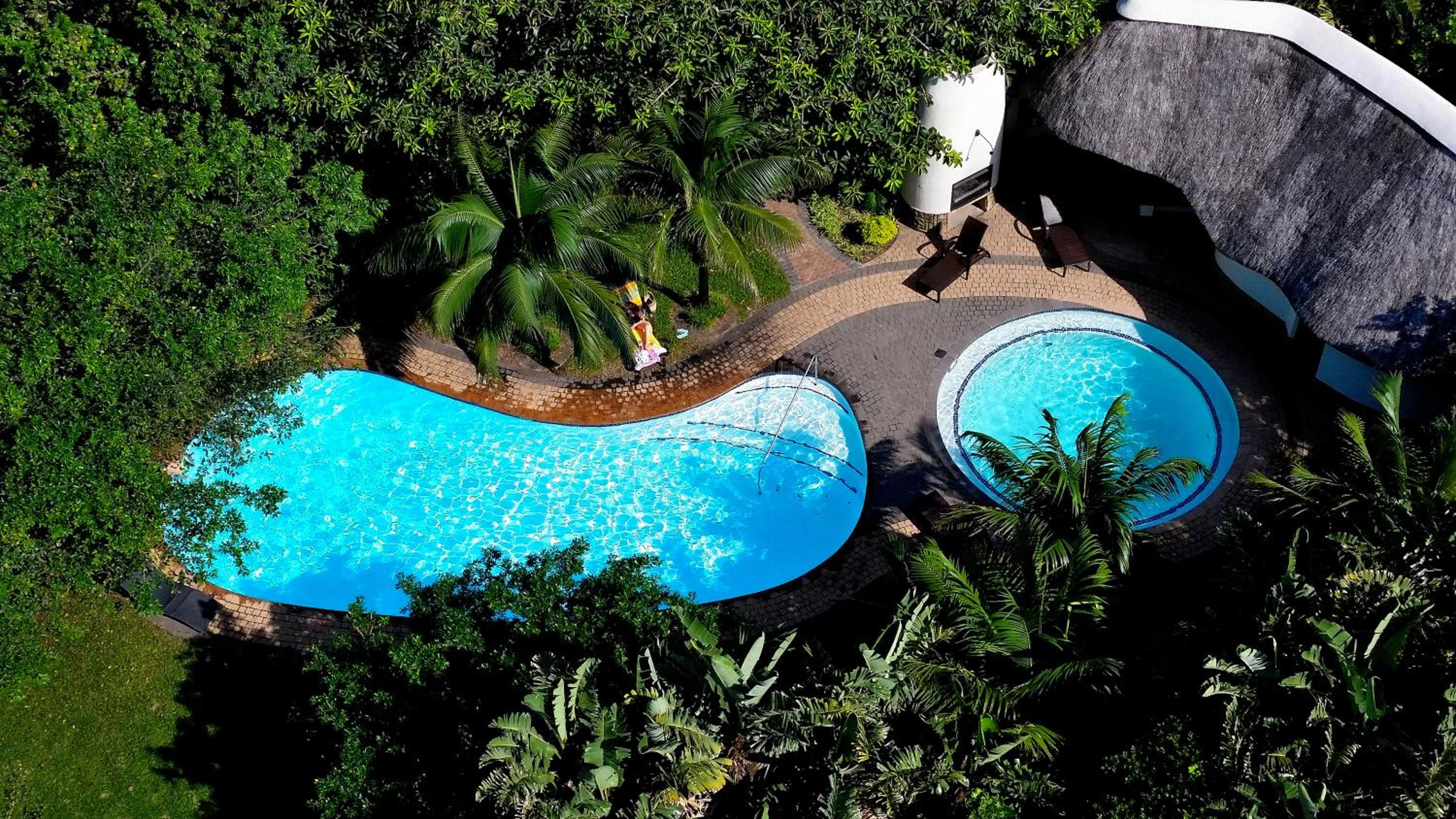 703 Oyster Schelles - by Stay in Umhlanga
