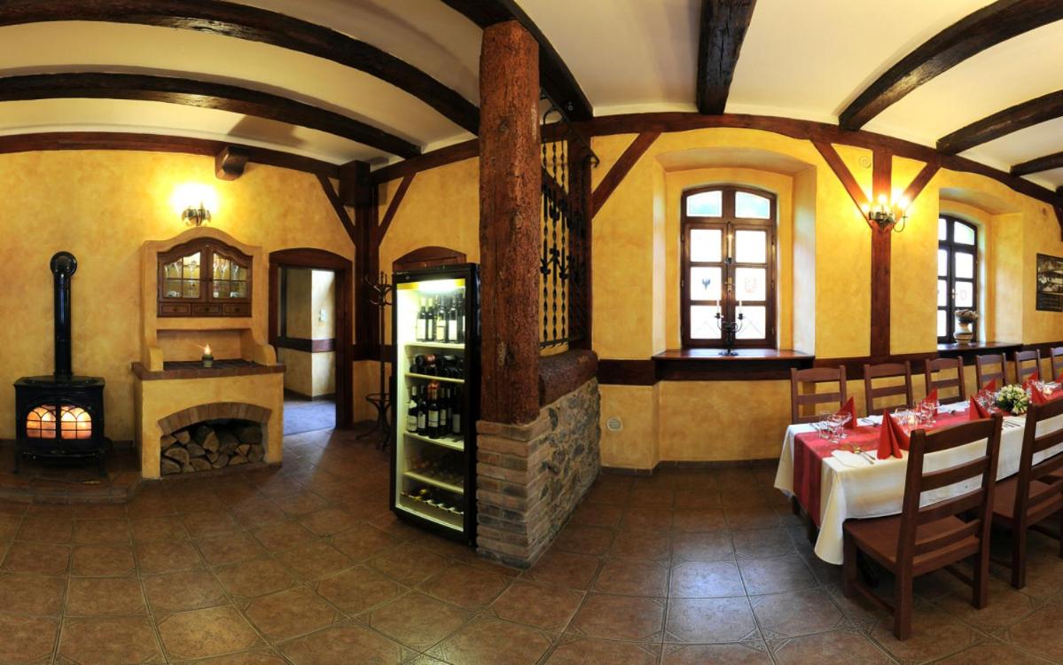 Penzion a Restaurace Nad Hradem