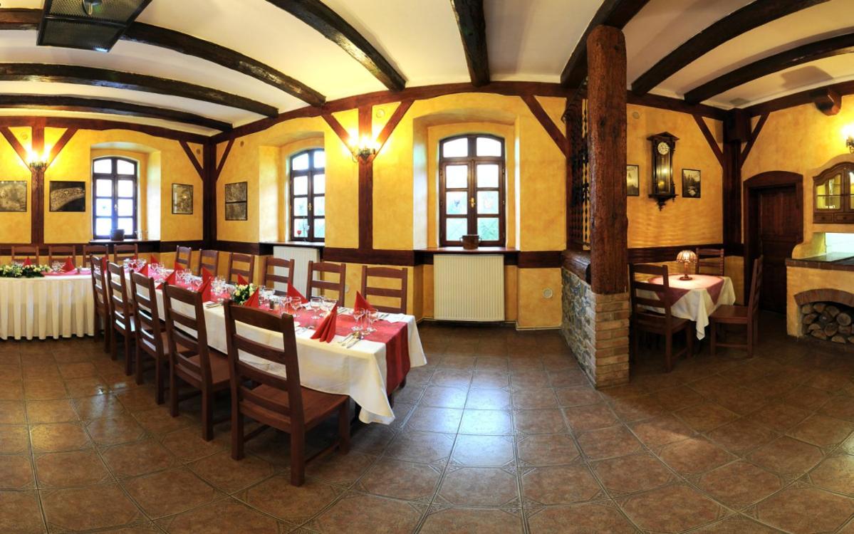 Penzion a Restaurace Nad Hradem