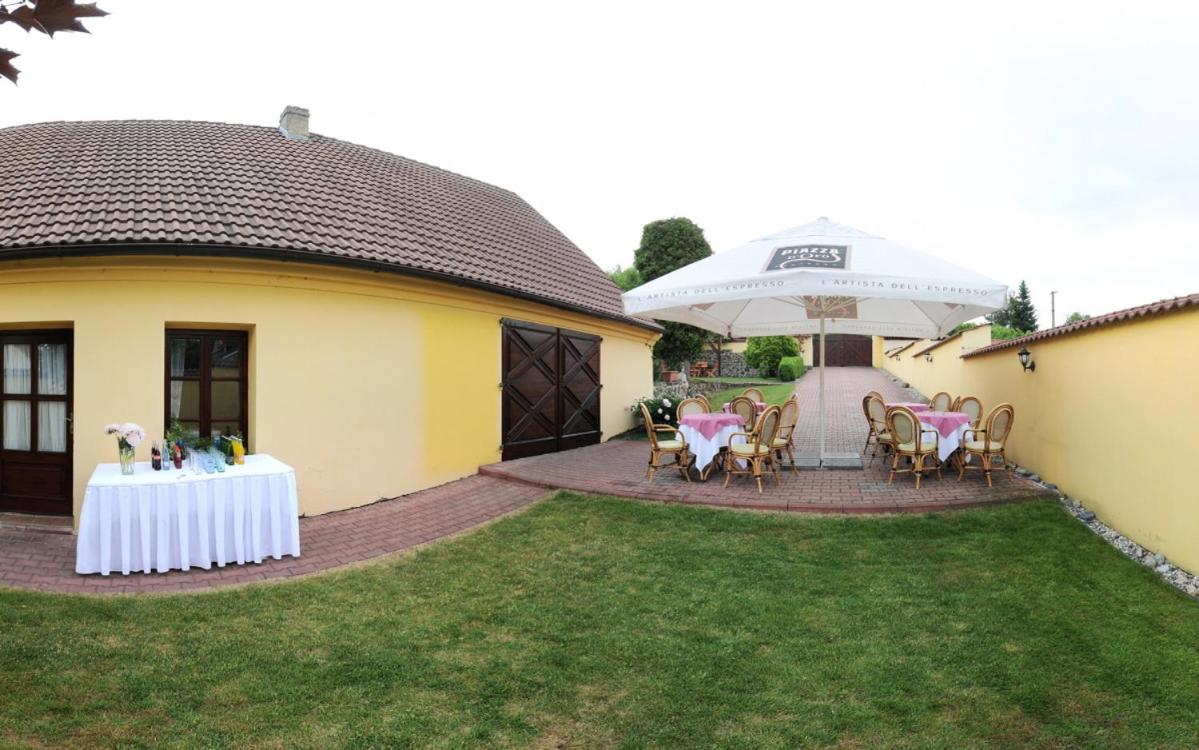 Penzion a Restaurace Nad Hradem