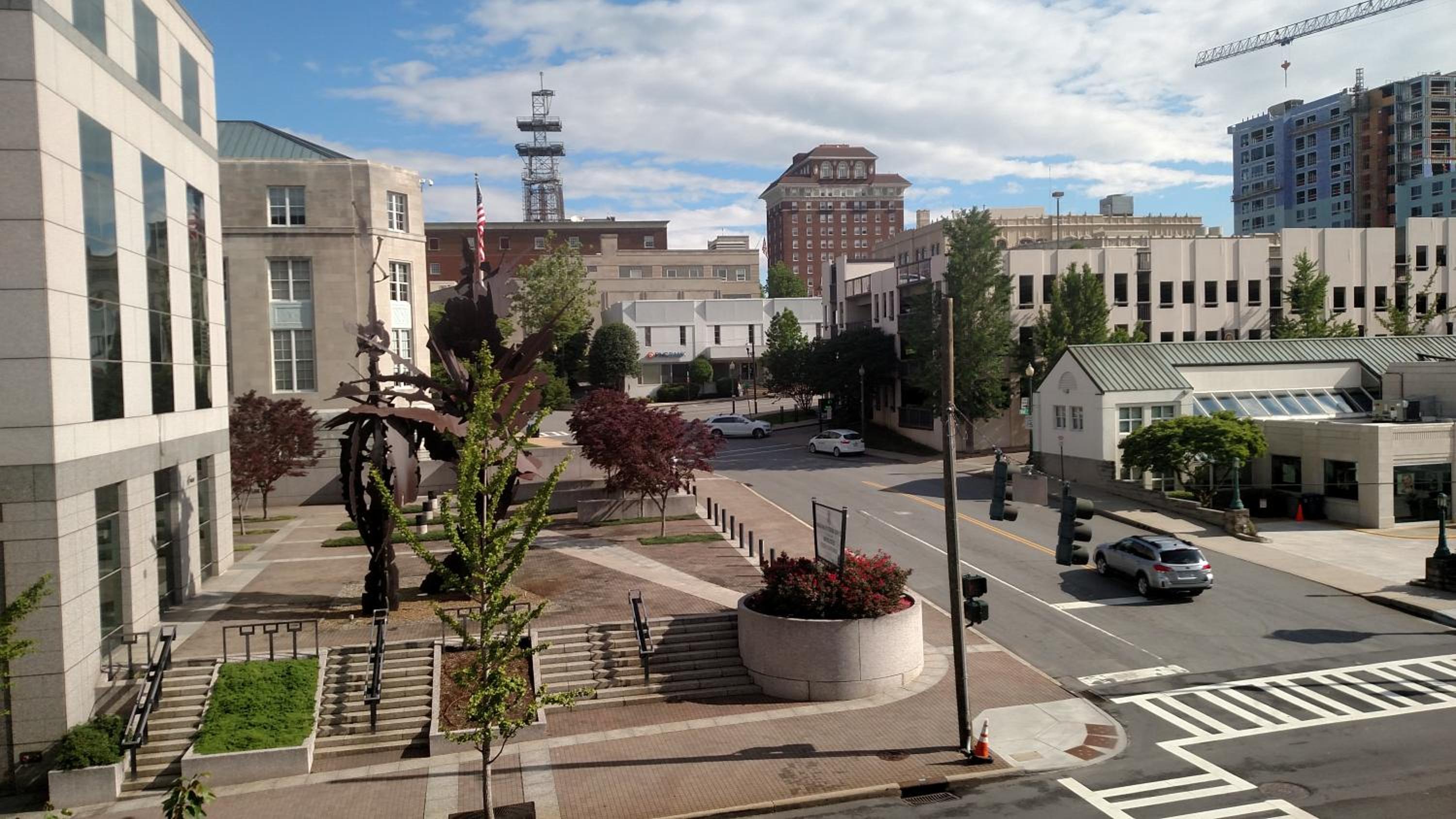 Downtown Inn view 4