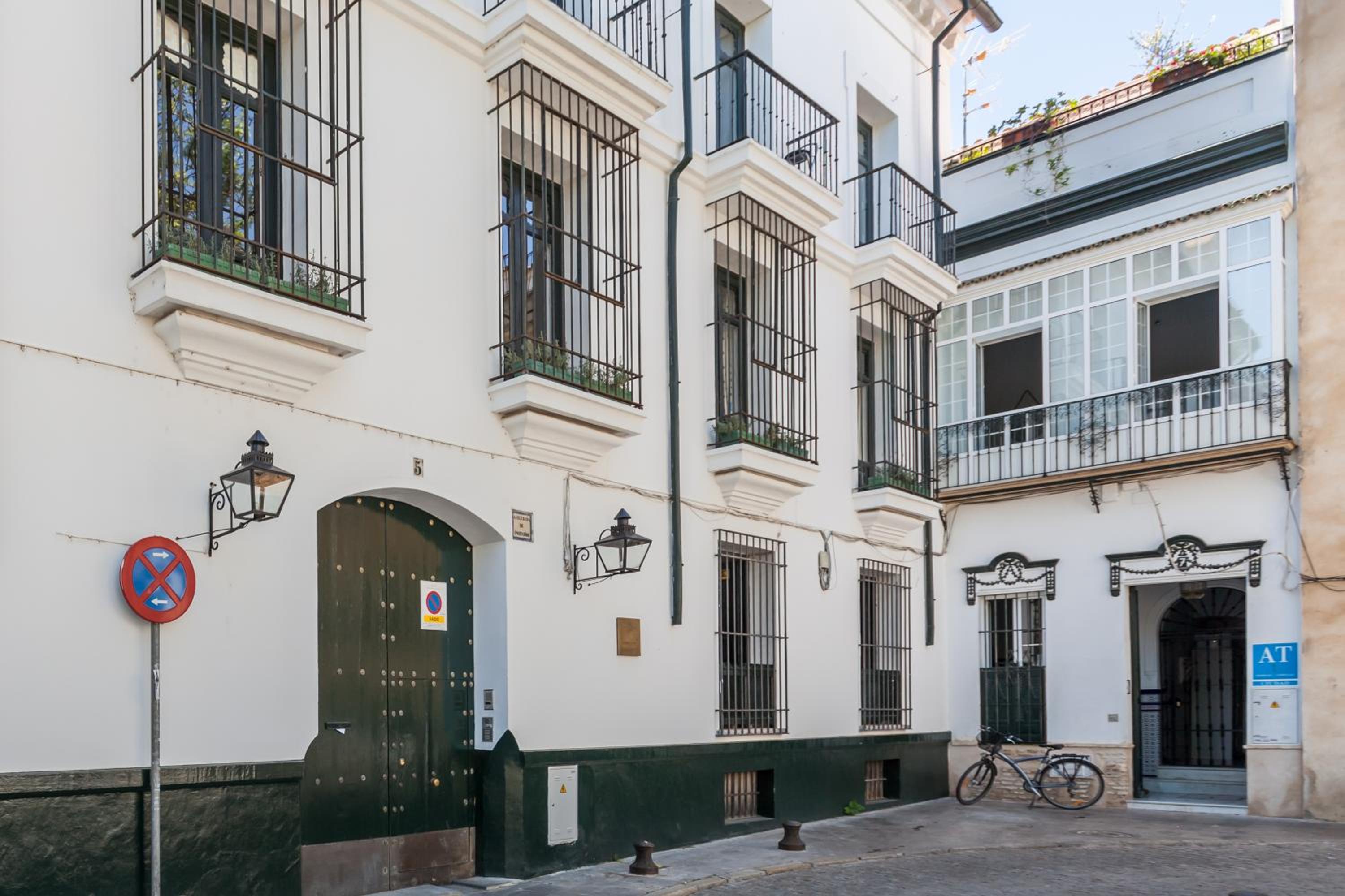 Apartamentos Plaza Pilatos