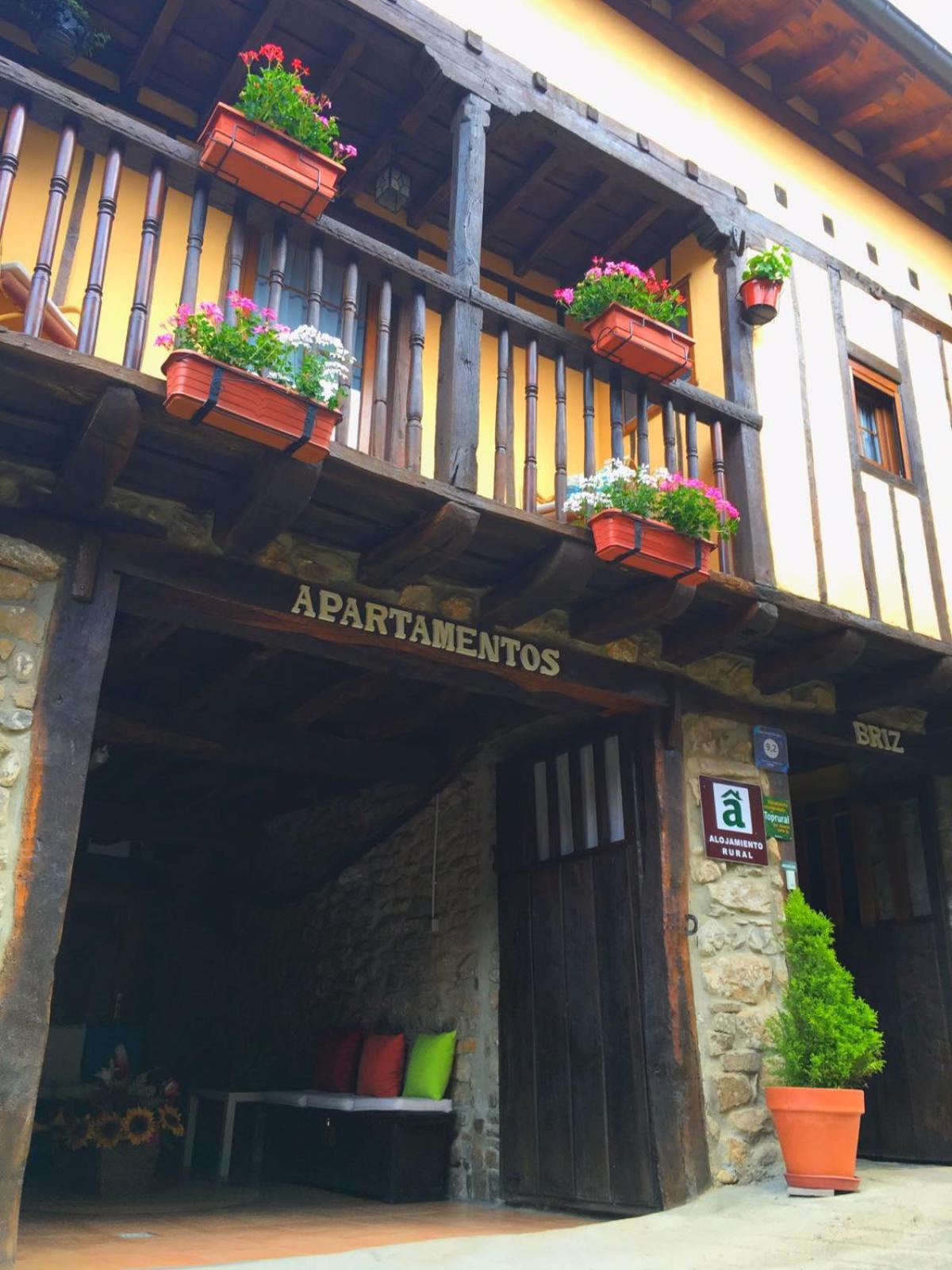 Apartamentos Briz