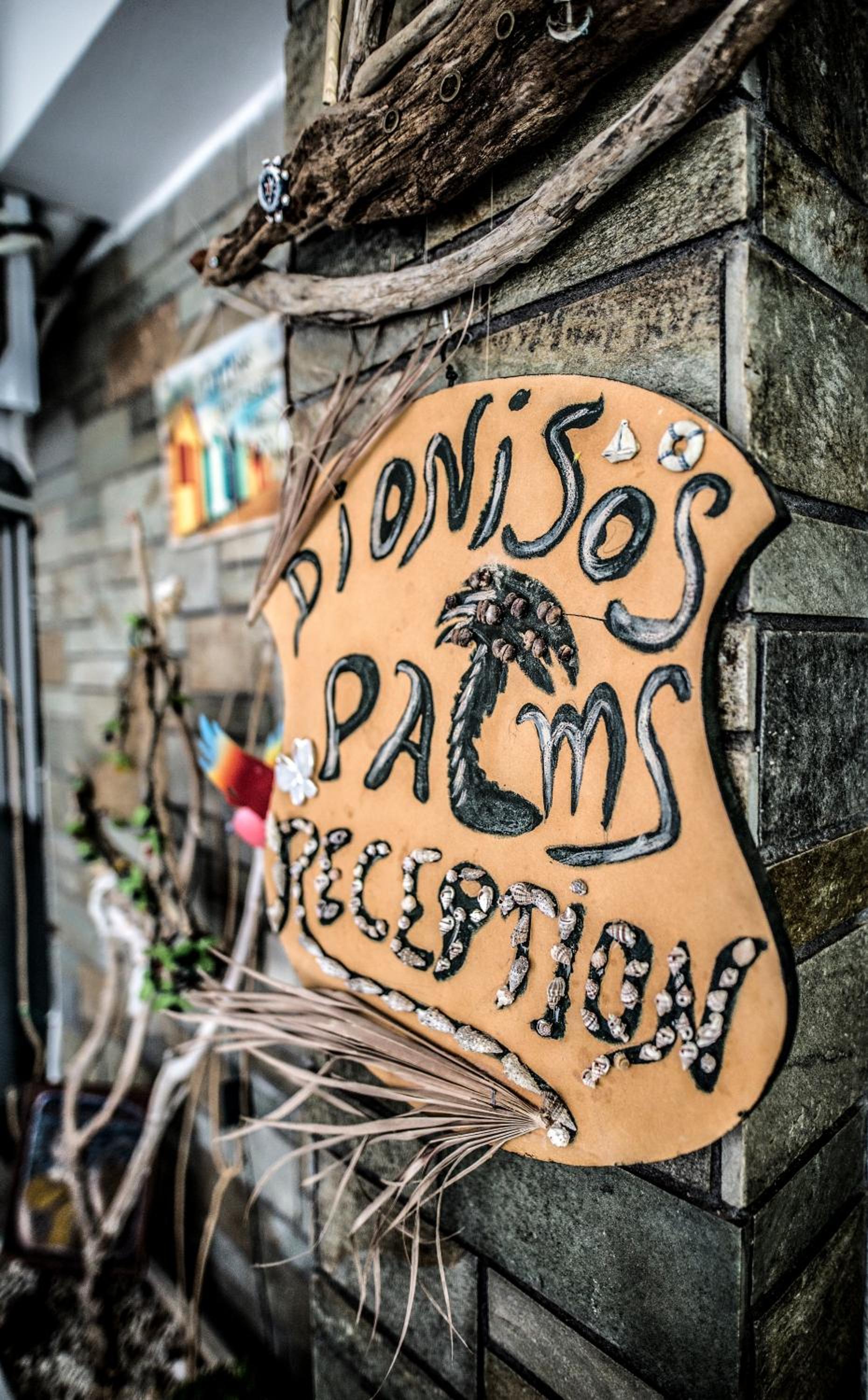 Dionisos Palms Apartments