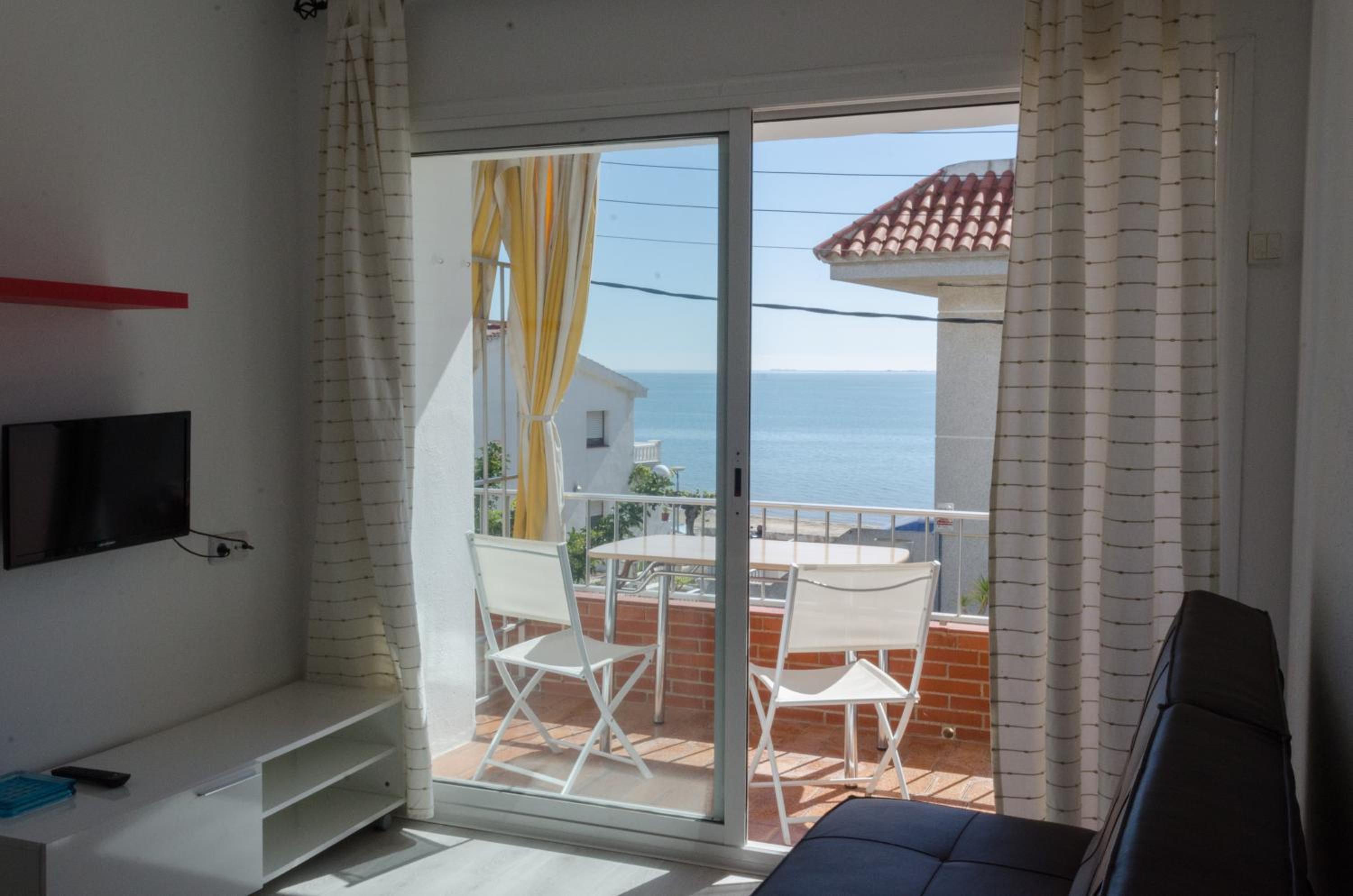 Apartamentos Capri-Playa view 2