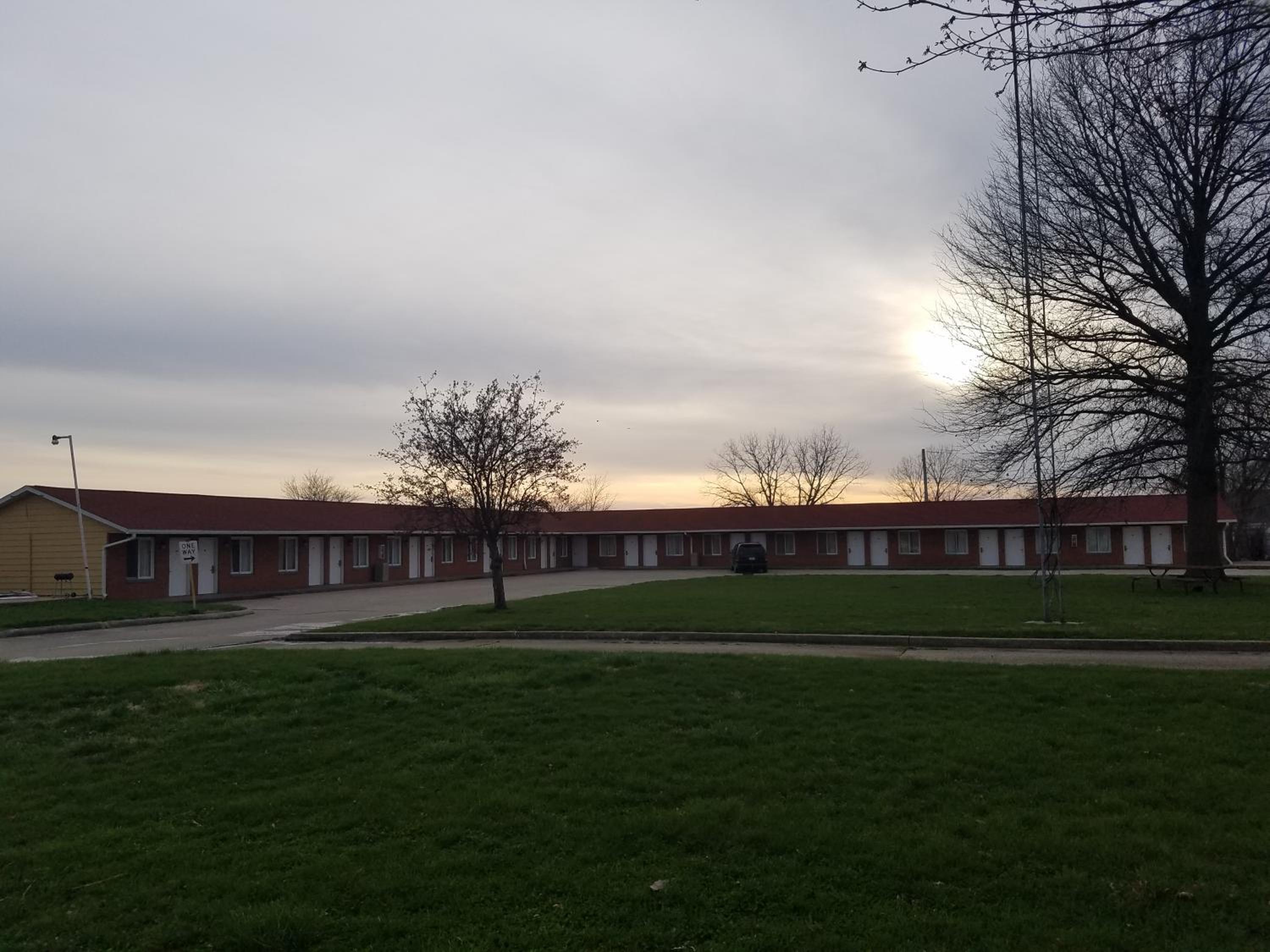 Budget Inn - Keokuk - Property Image 17