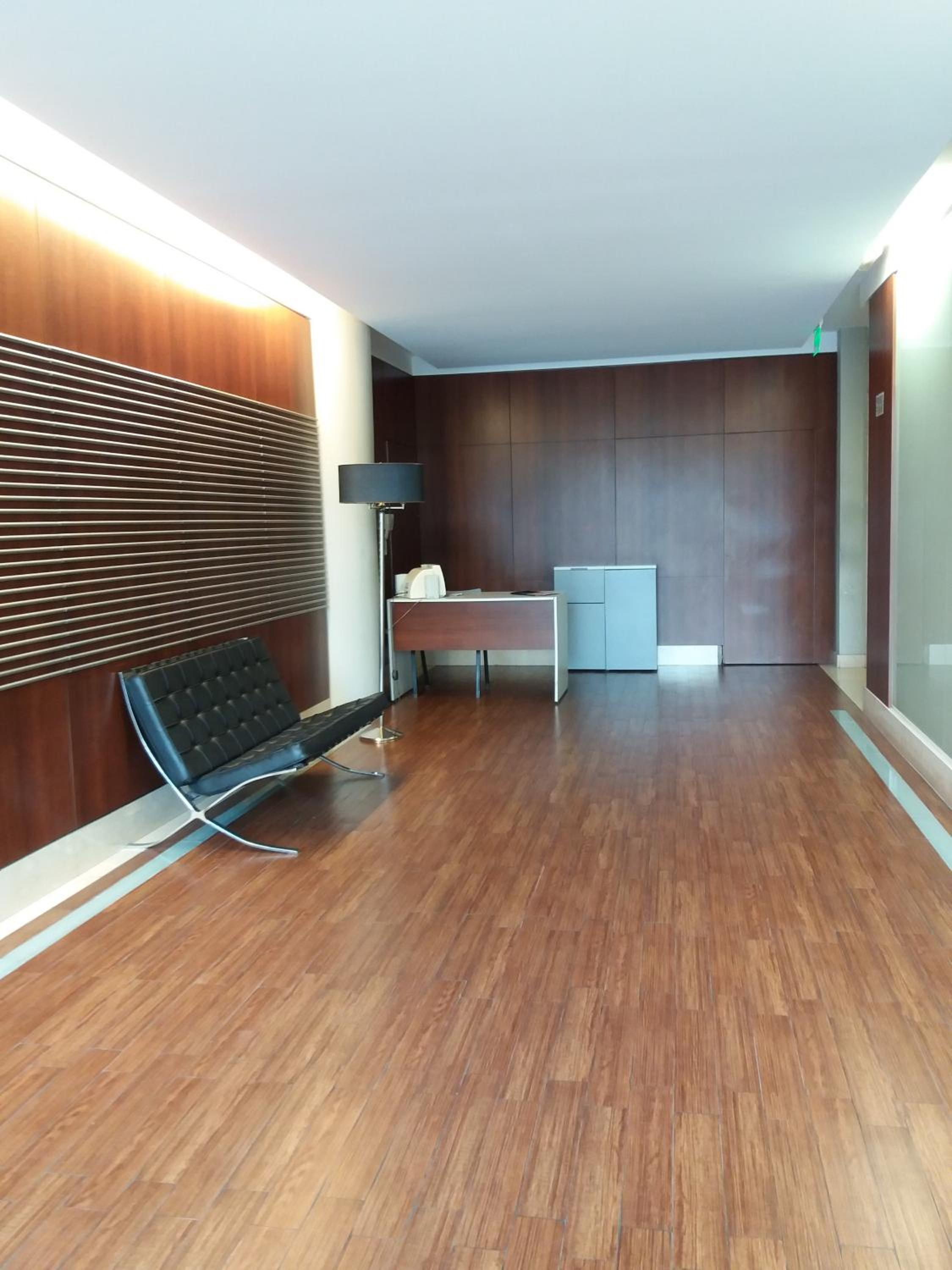 Departamento moderno centrico, vista ciudad, valle y montañas
