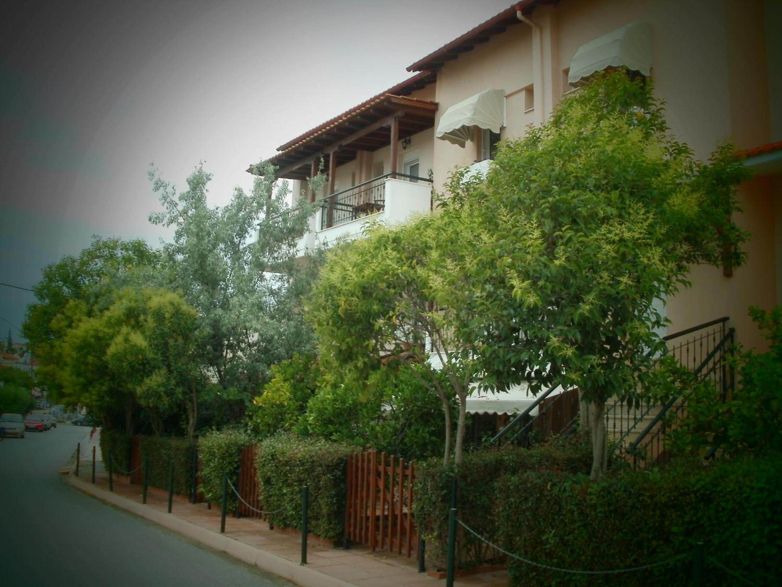 Phyllis Maisonettes