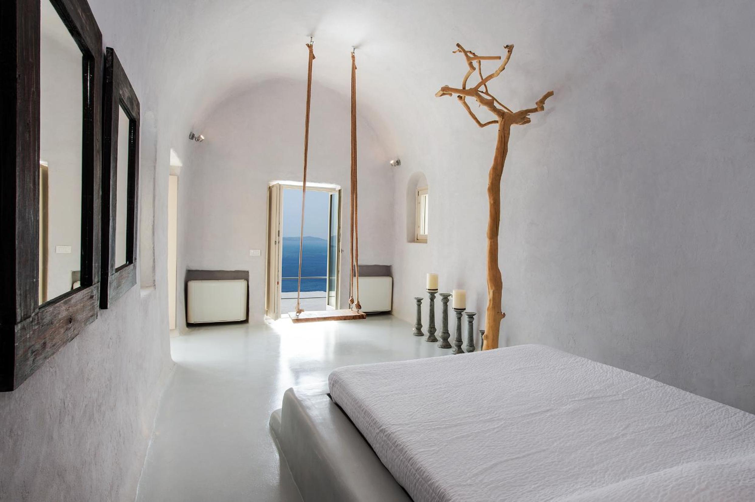 Oia Vacations - Ammos Oia Mansion - Property Image 9