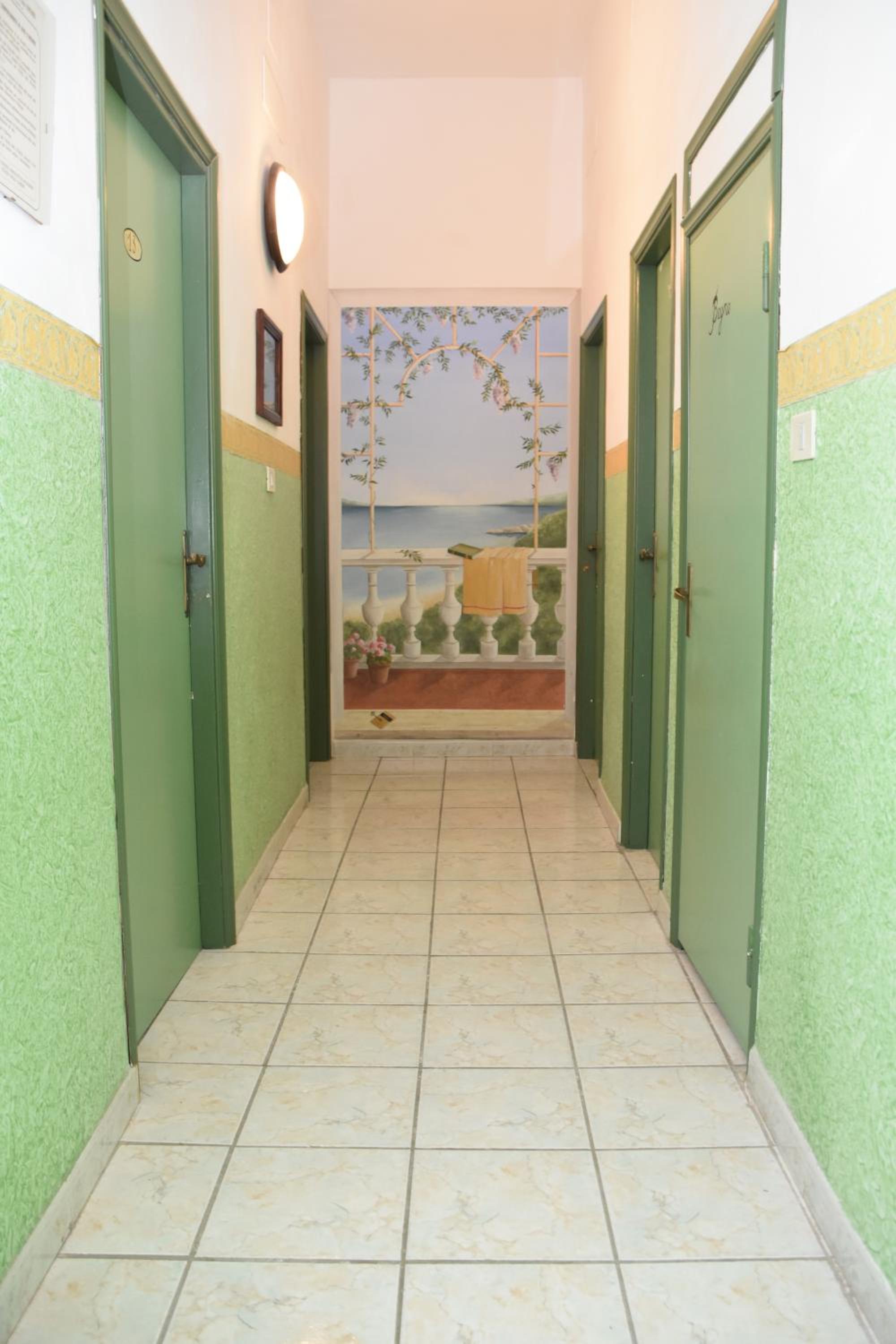 HOTEL MAIDA