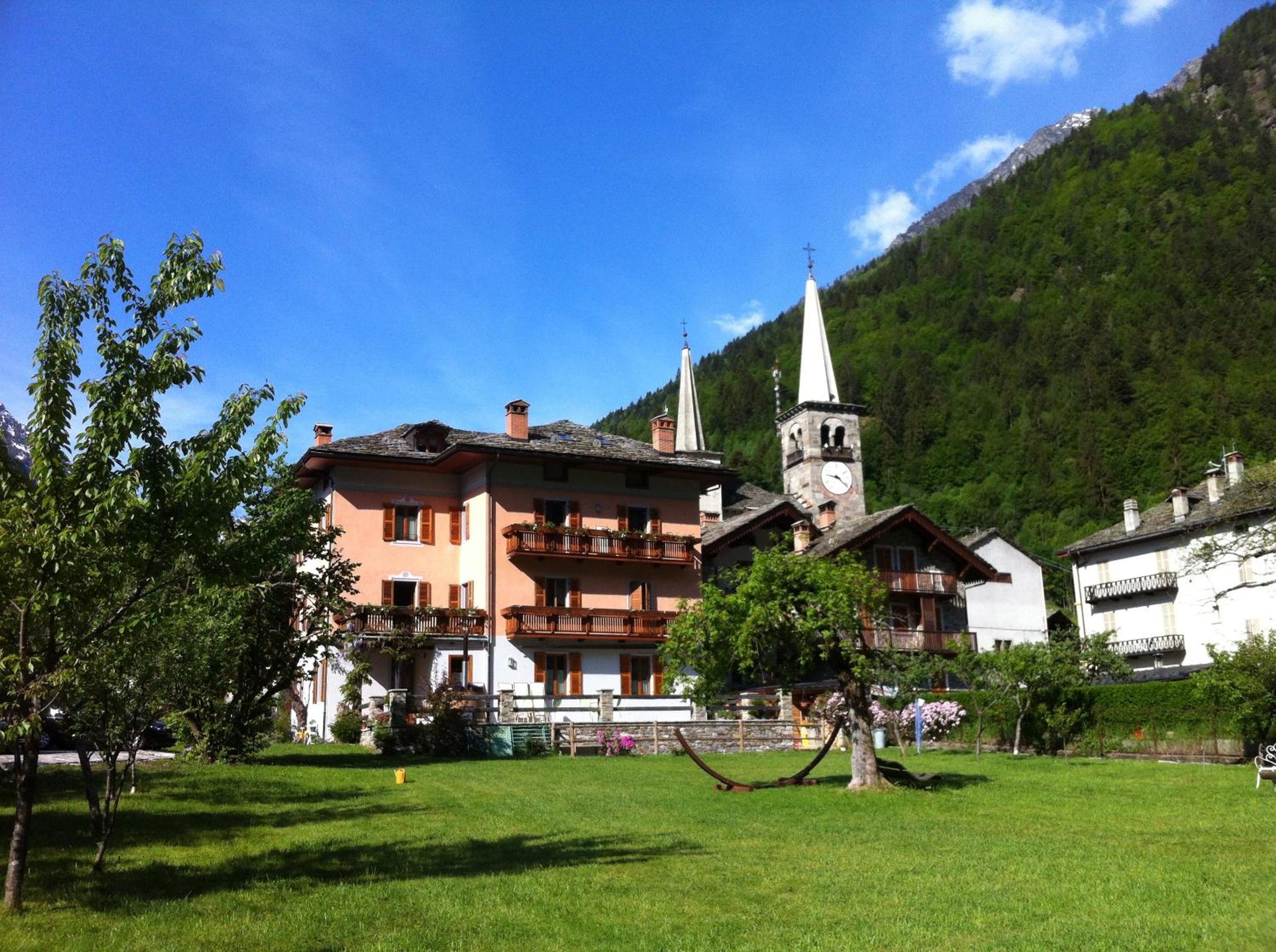 Tre Alberi Liberi view 2