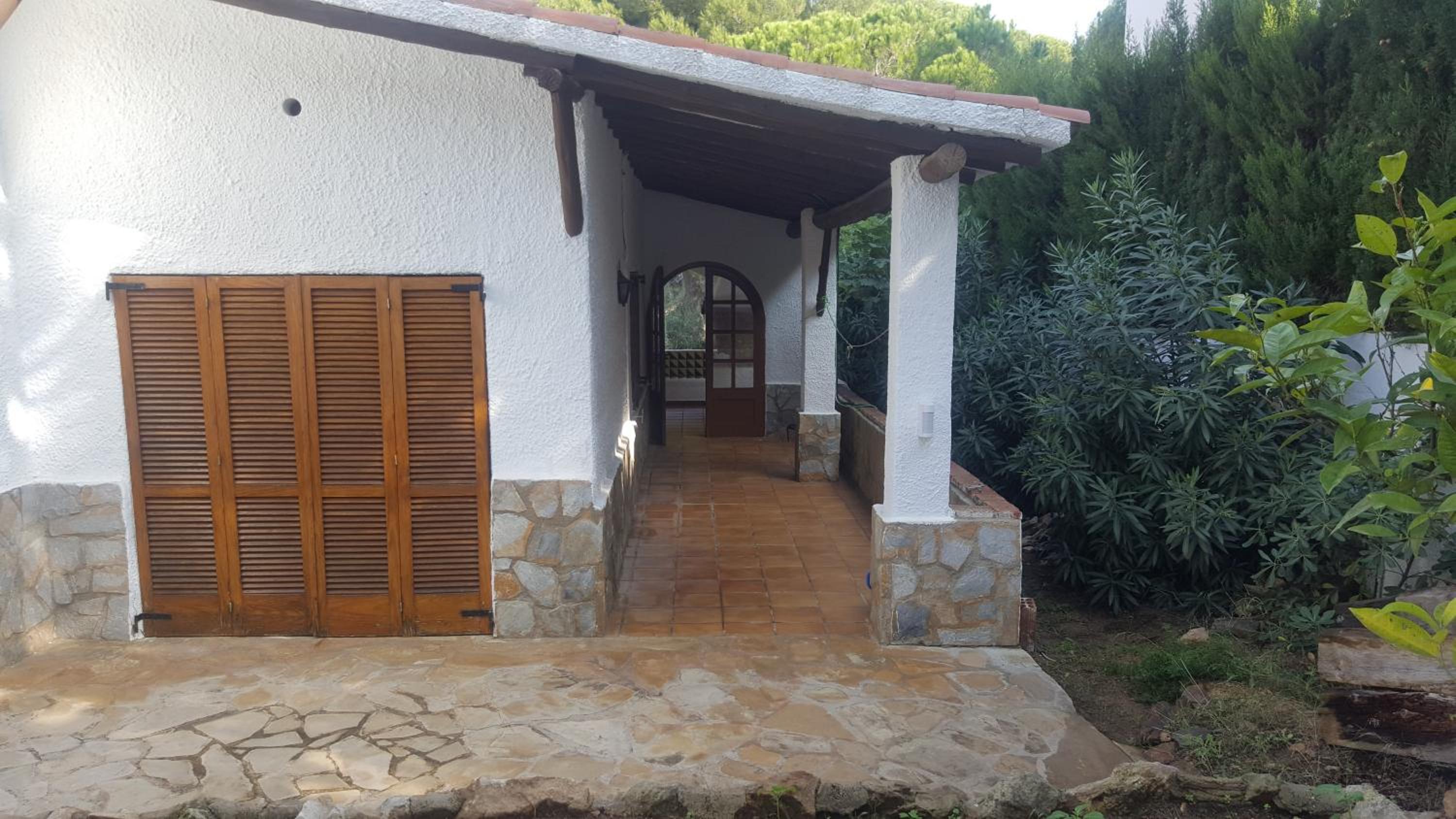 Roc Beach Villa