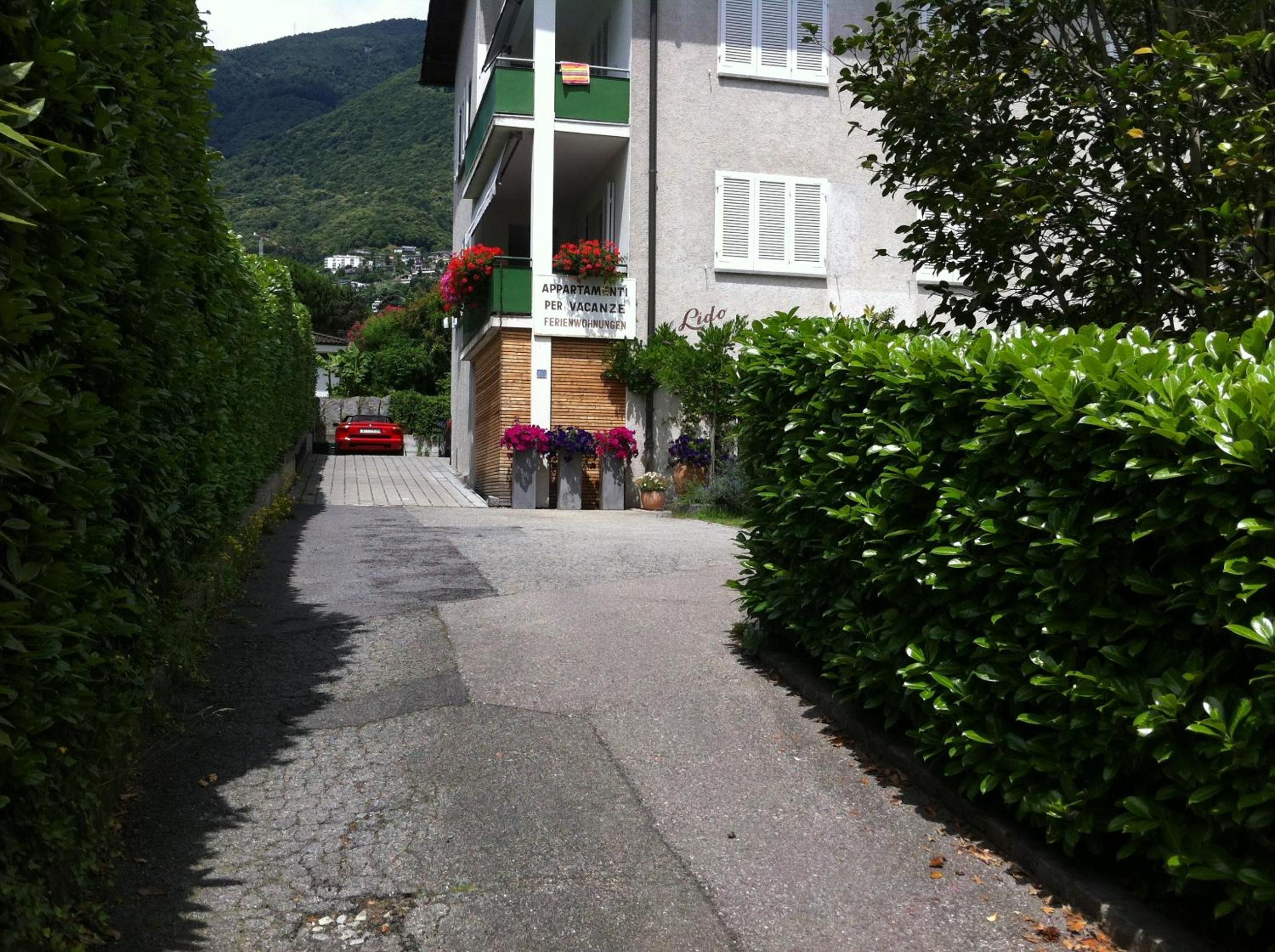 Photo 9
