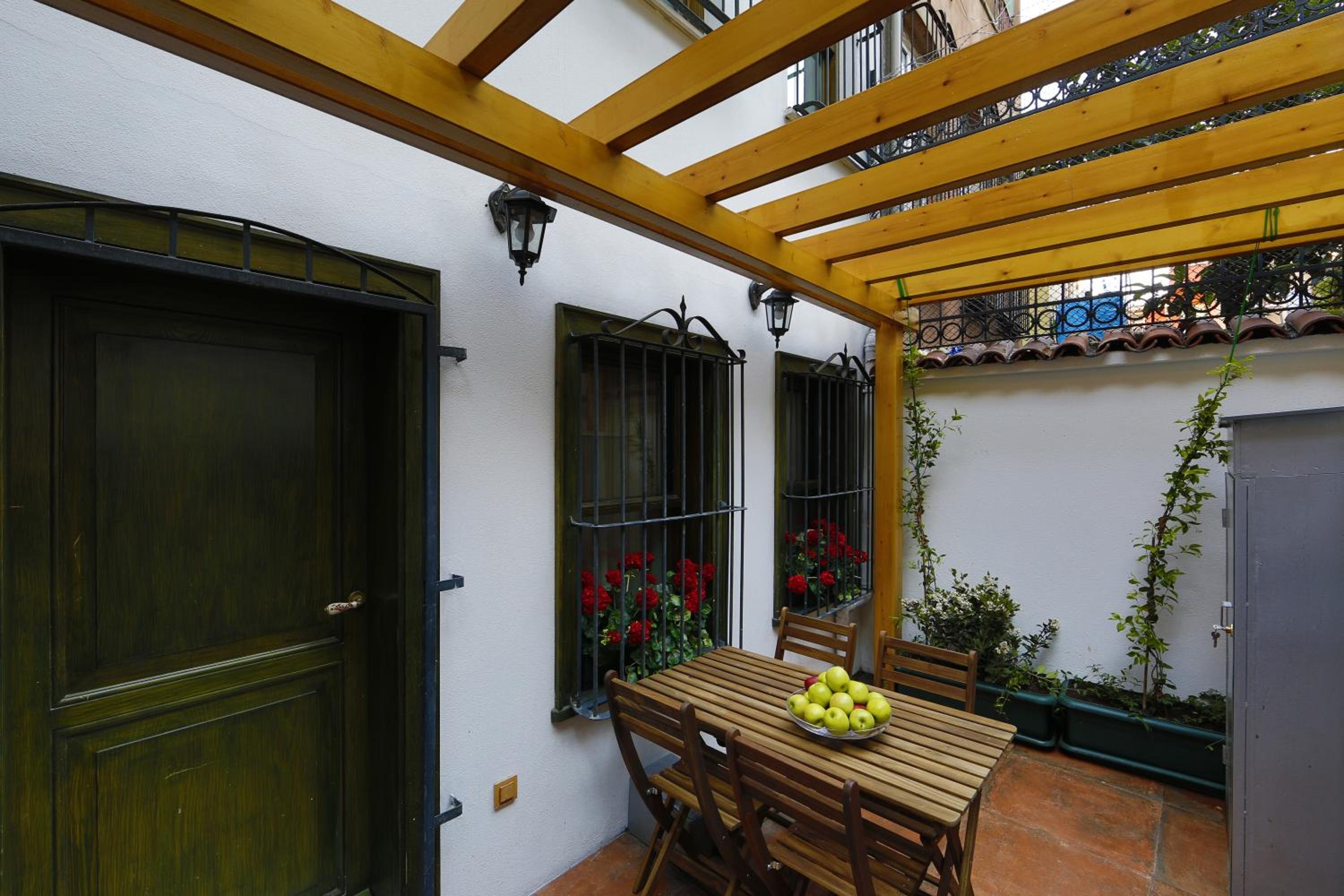 Catirga Konak Daireleri - Image 12