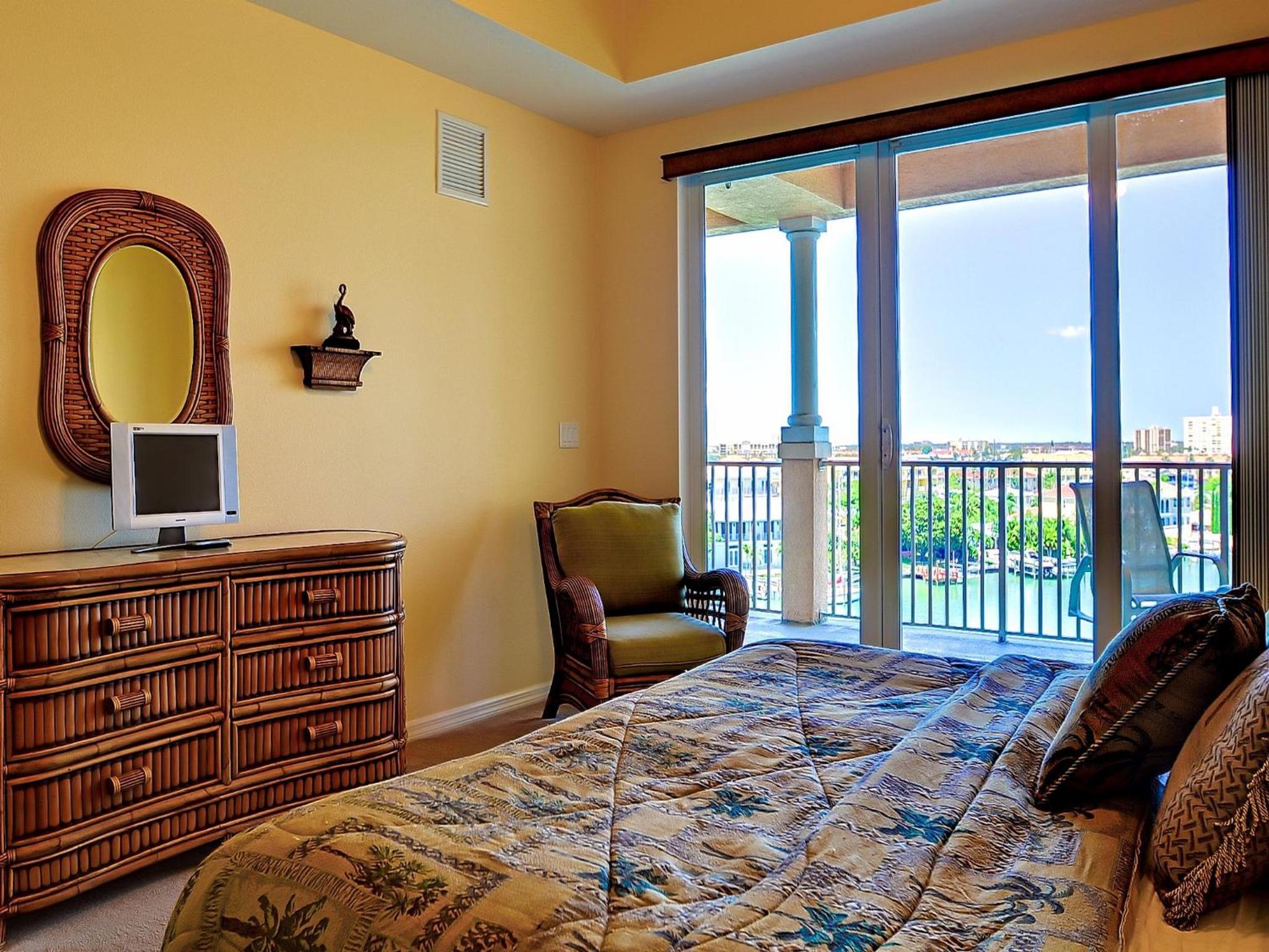 Harborview Grande Three Bedroom 267