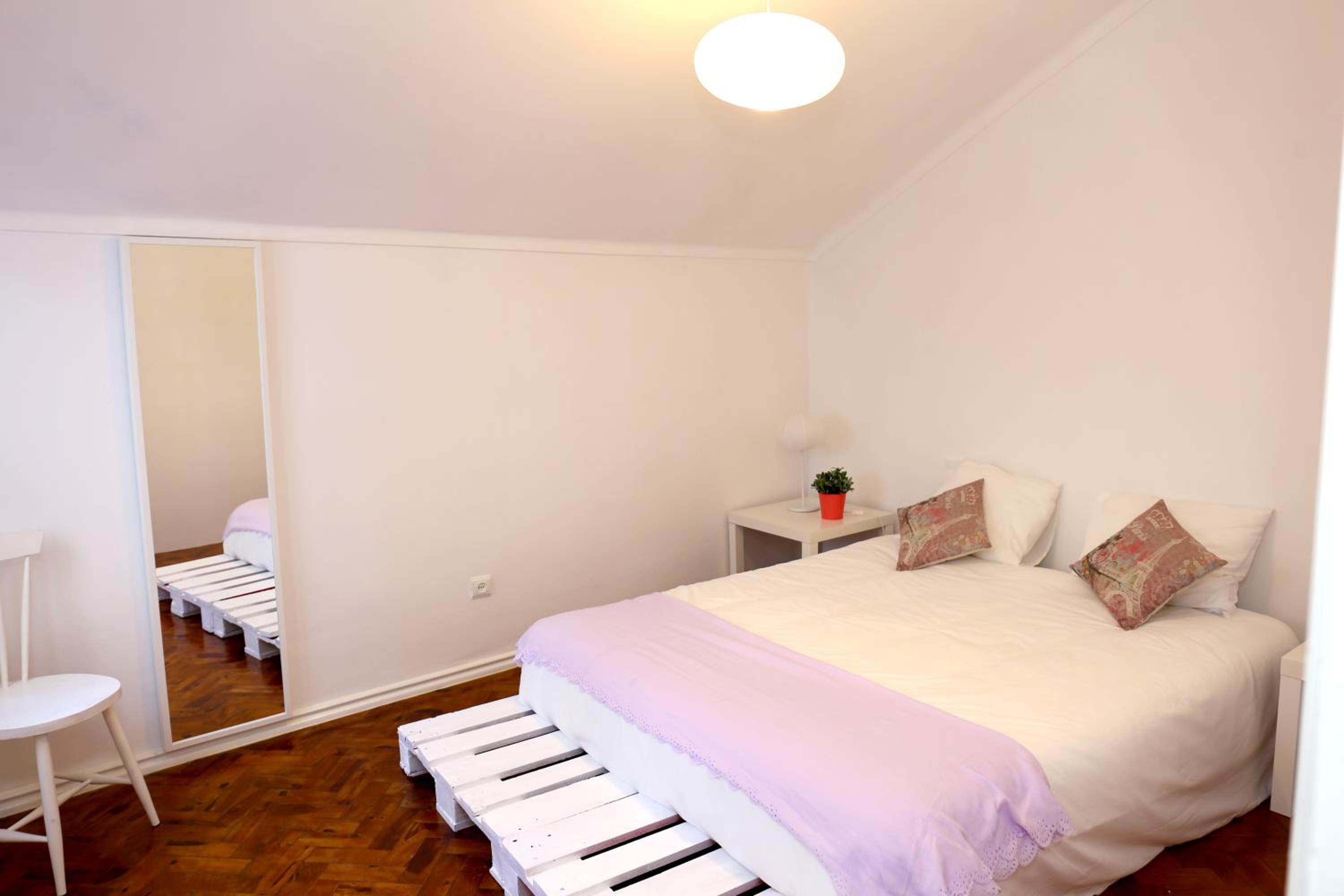 White cosy apartment