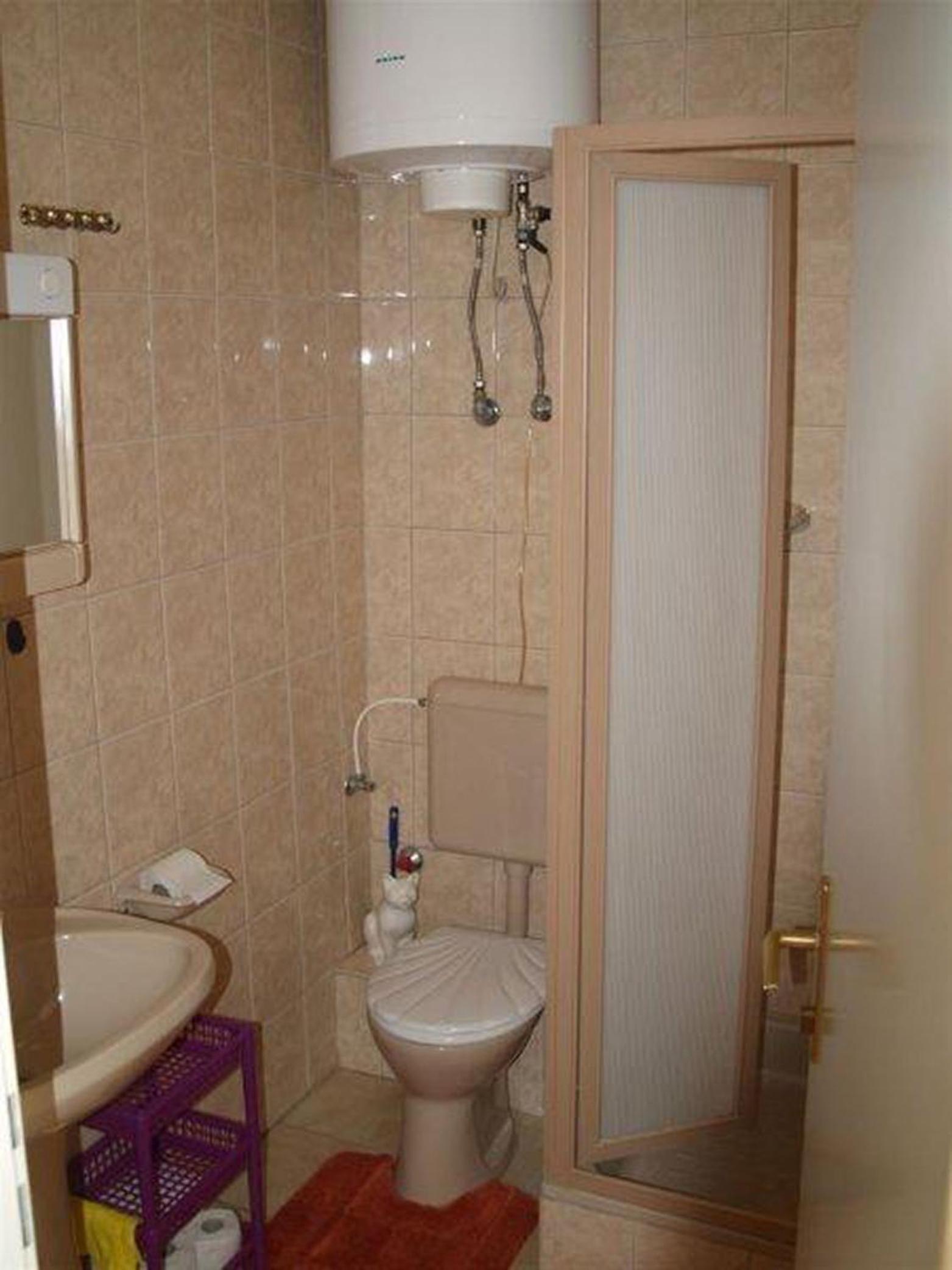 Photo 32