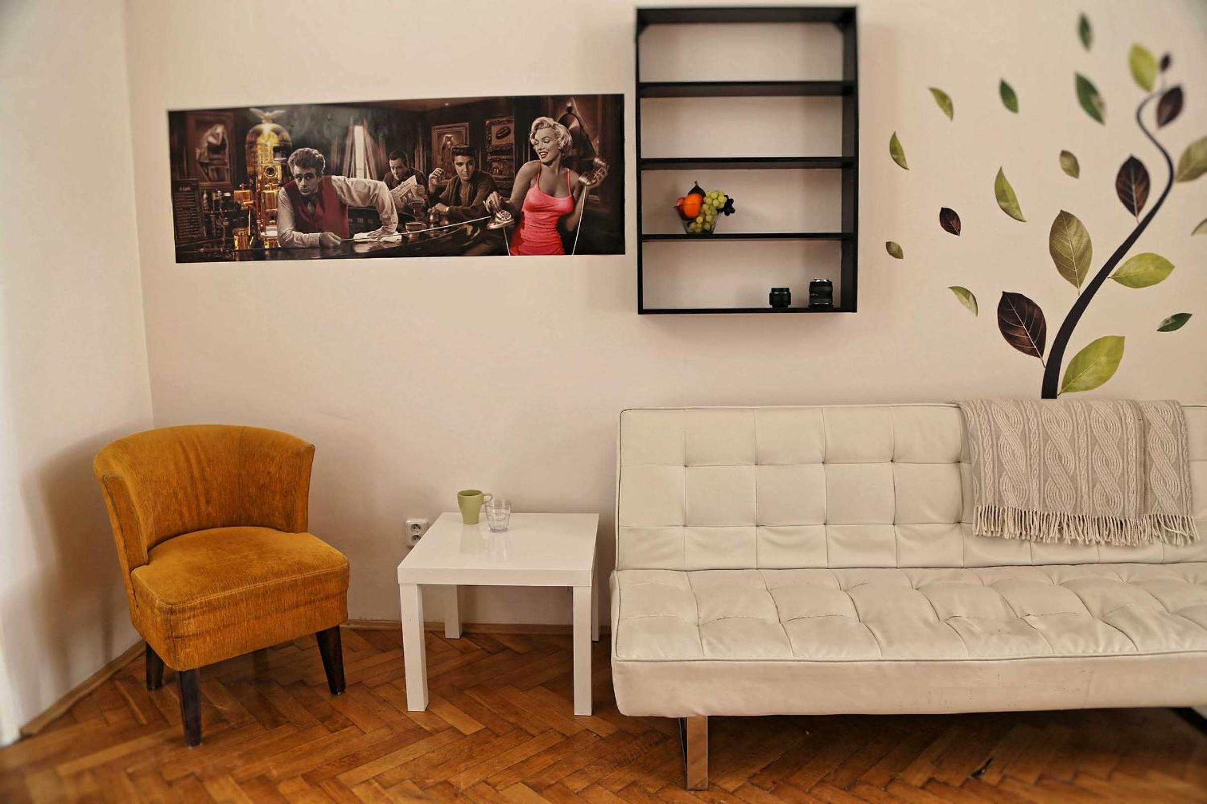Apartments Stepanska 36