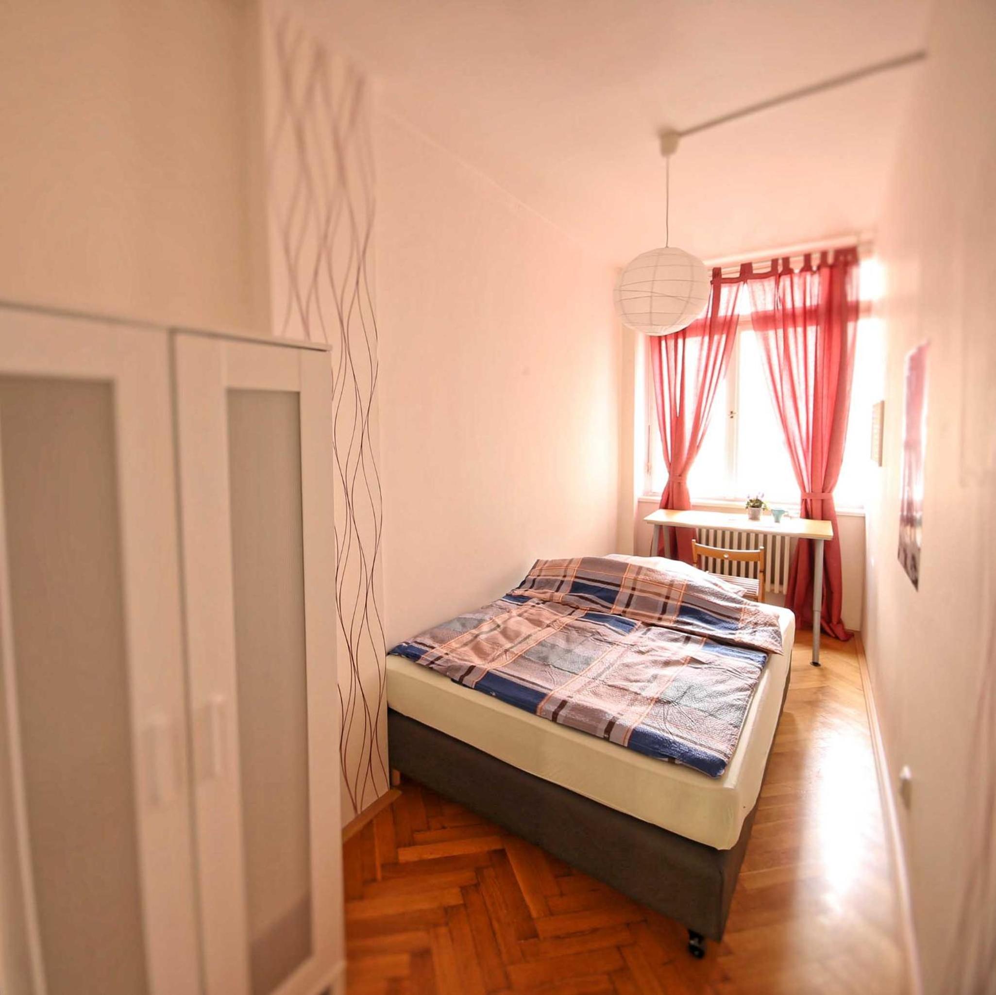 Apartments Stepanska 36