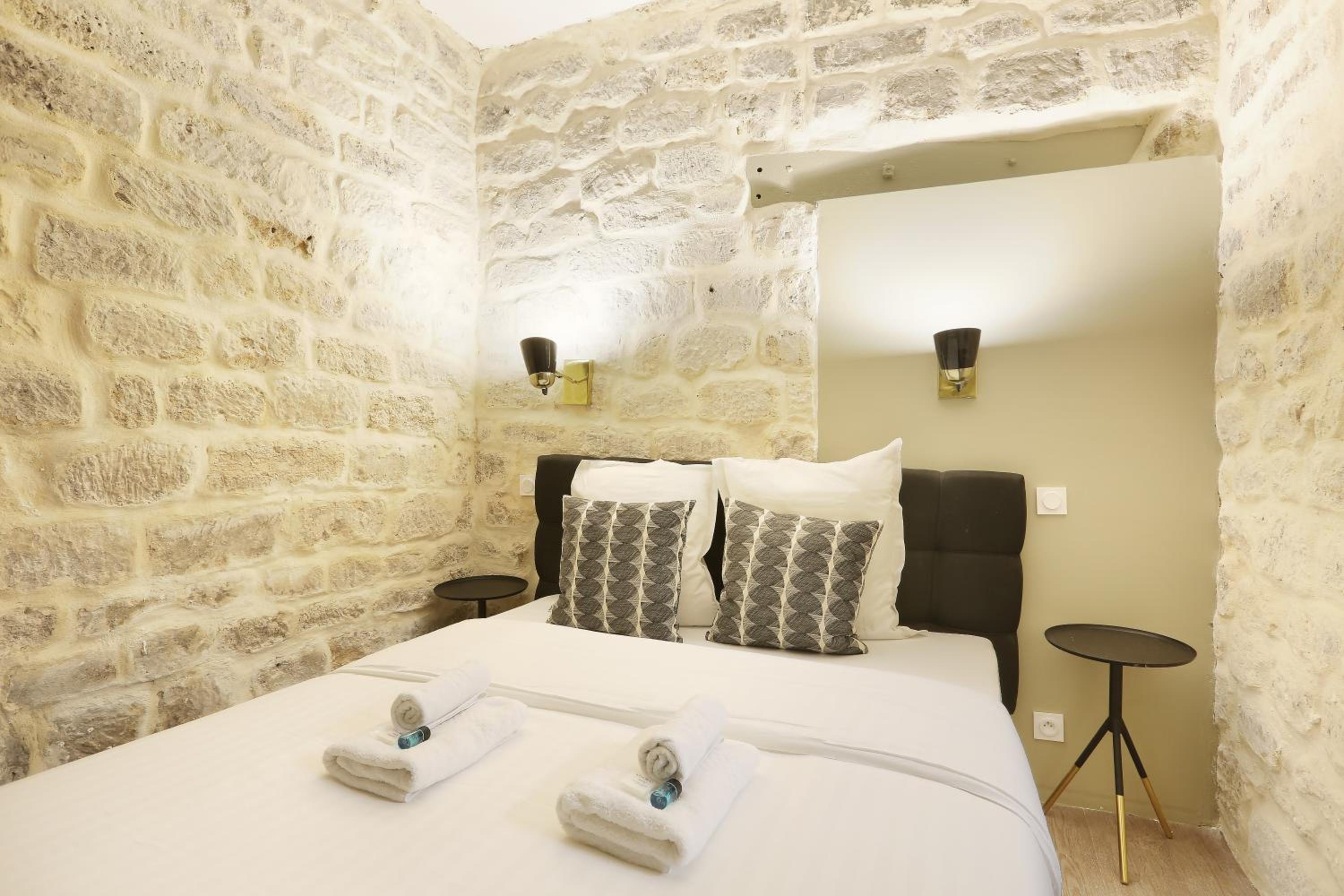 Rent a Room - Residence Meslay