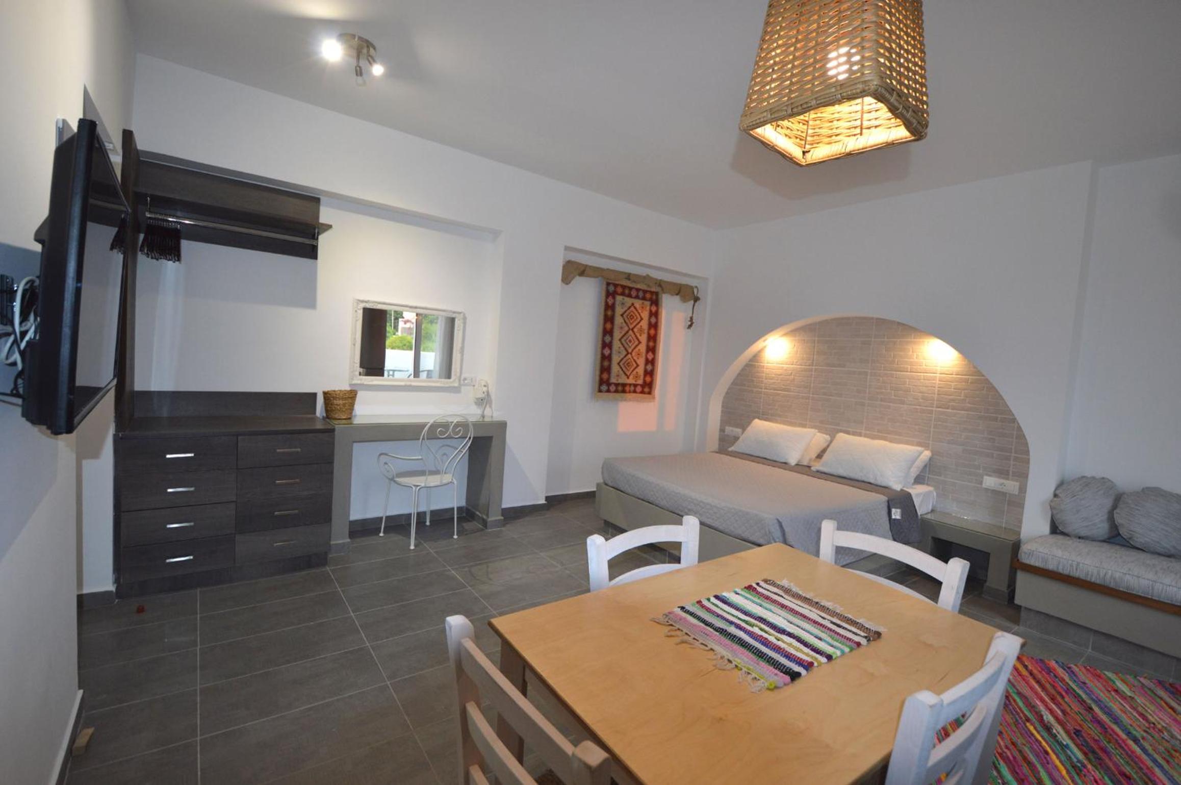 Kostas Studios