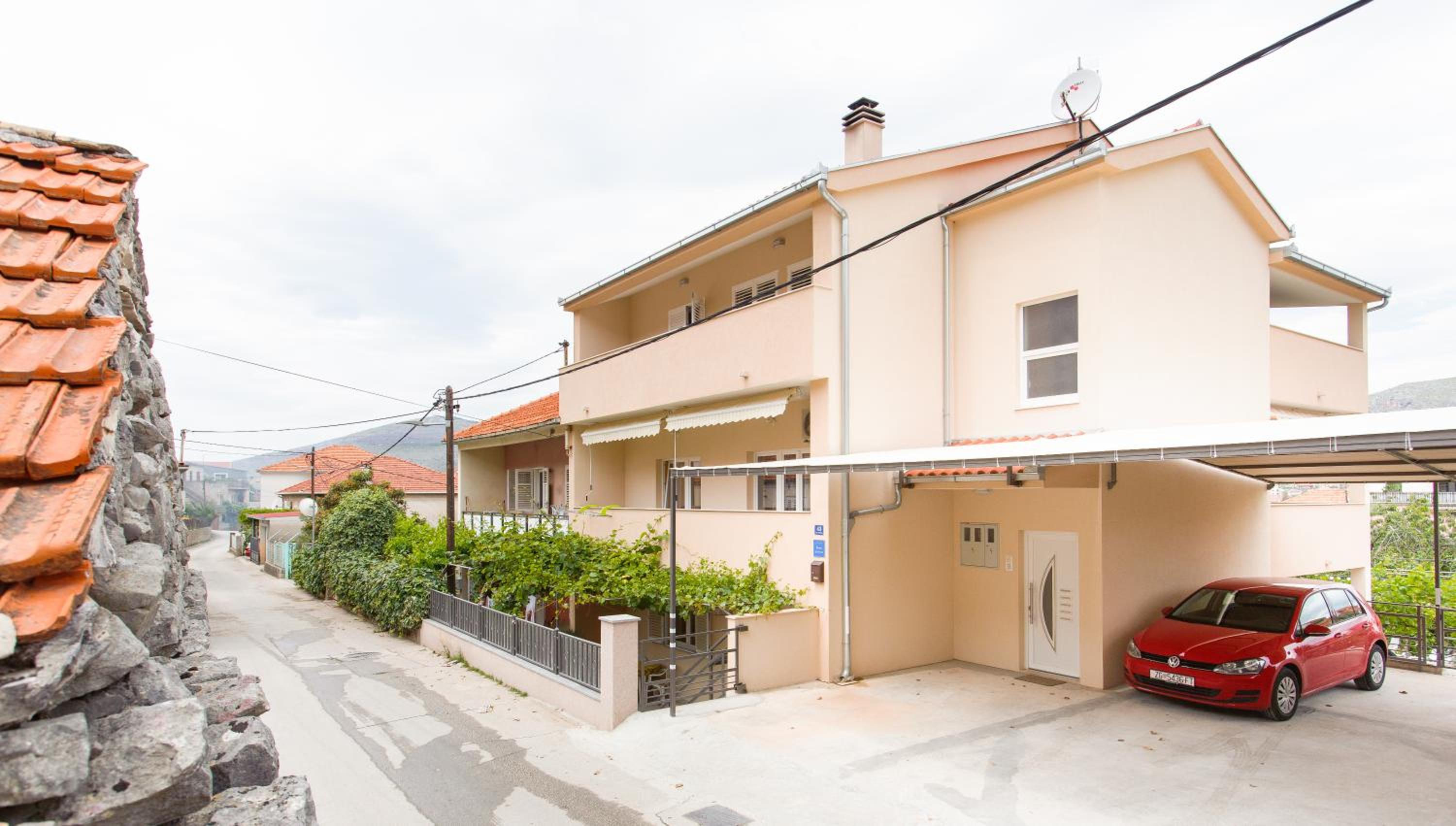 Apartment Gazo view 2