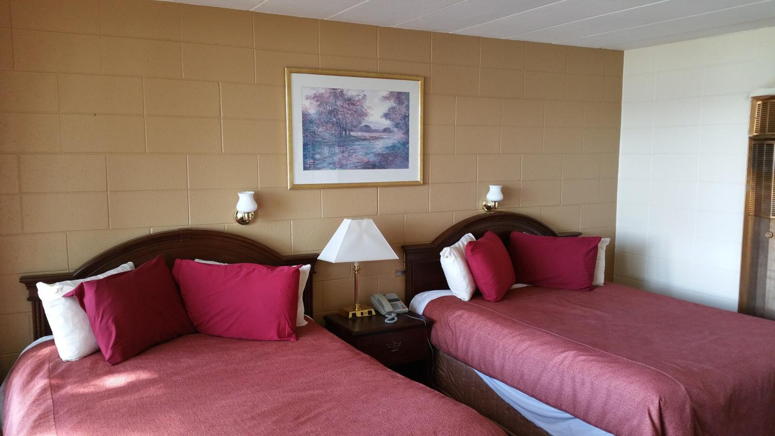 Riverview Motel