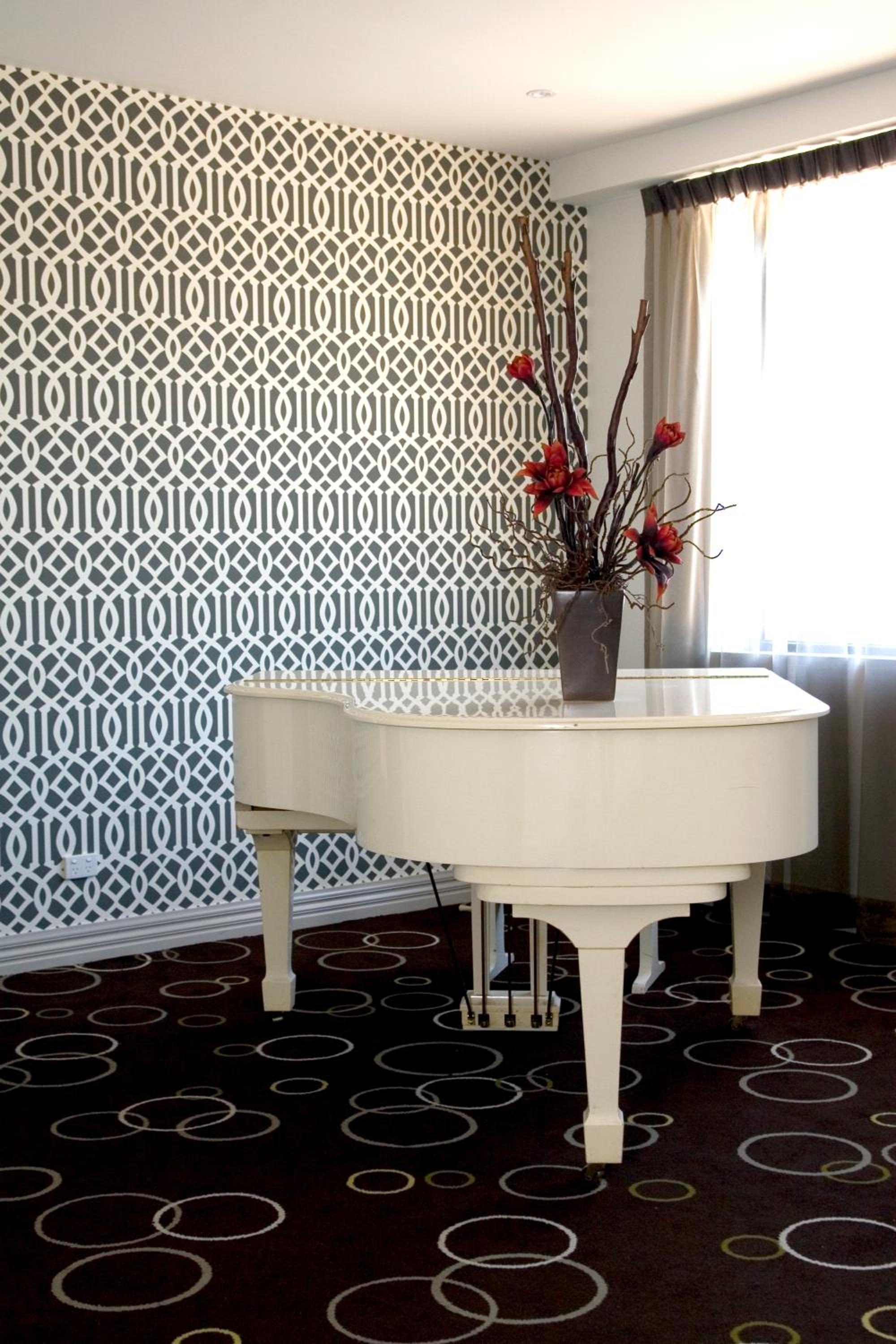 Dorset Gardens Hotel