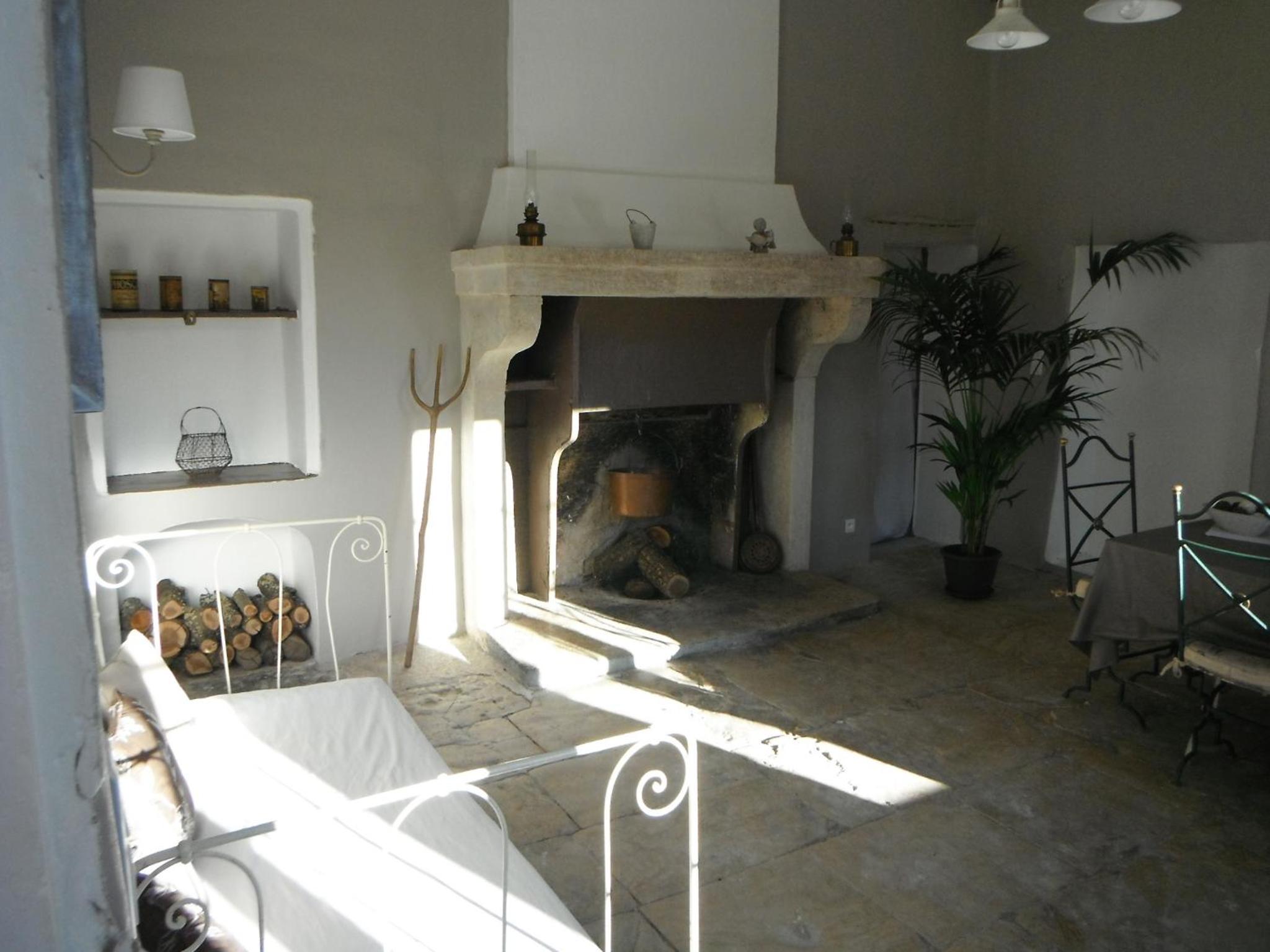 Photo 48