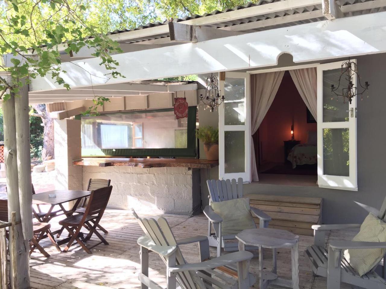The Riverdeck Accommodation and Backpackers