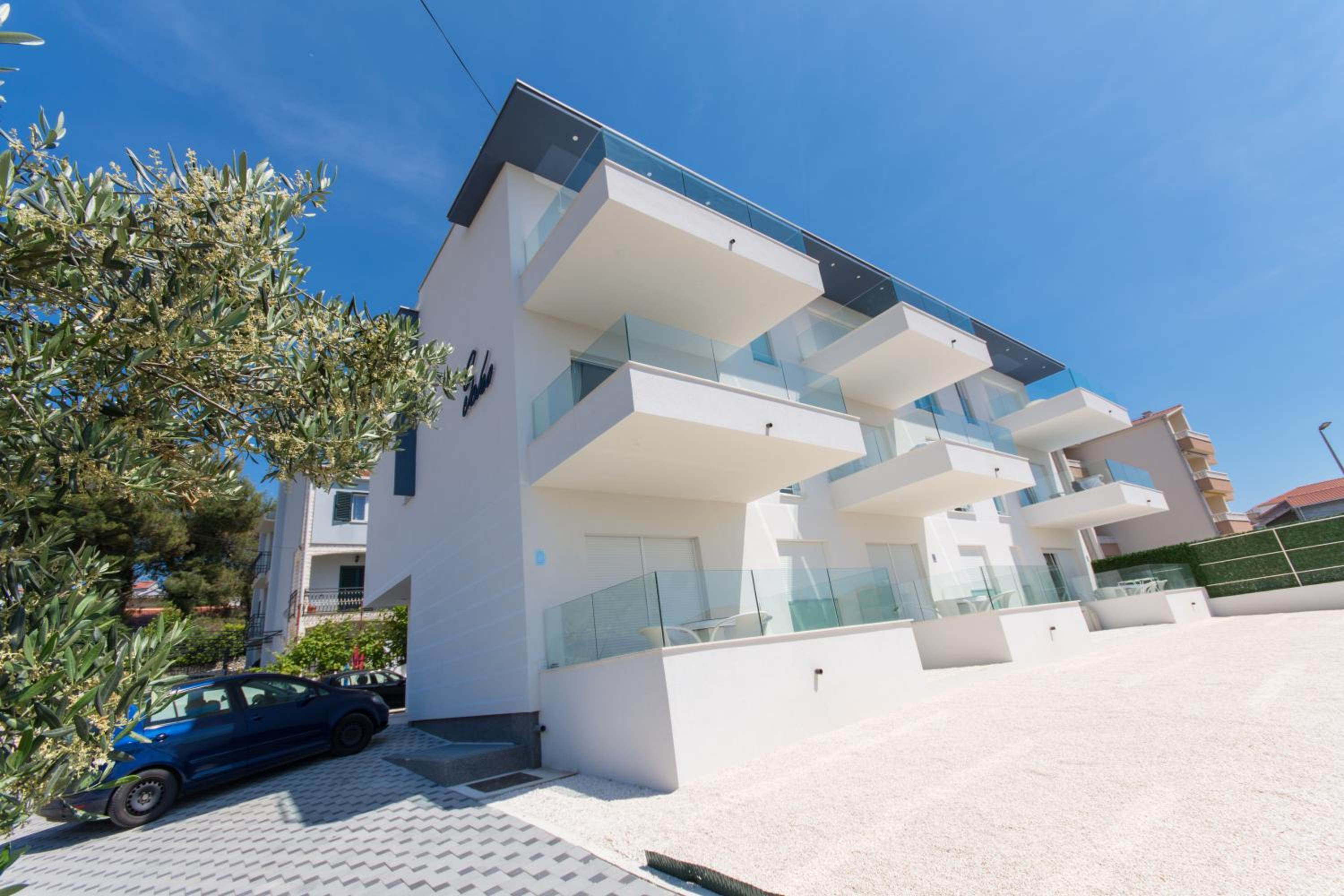 Hotel Apartments Soho - Image 1