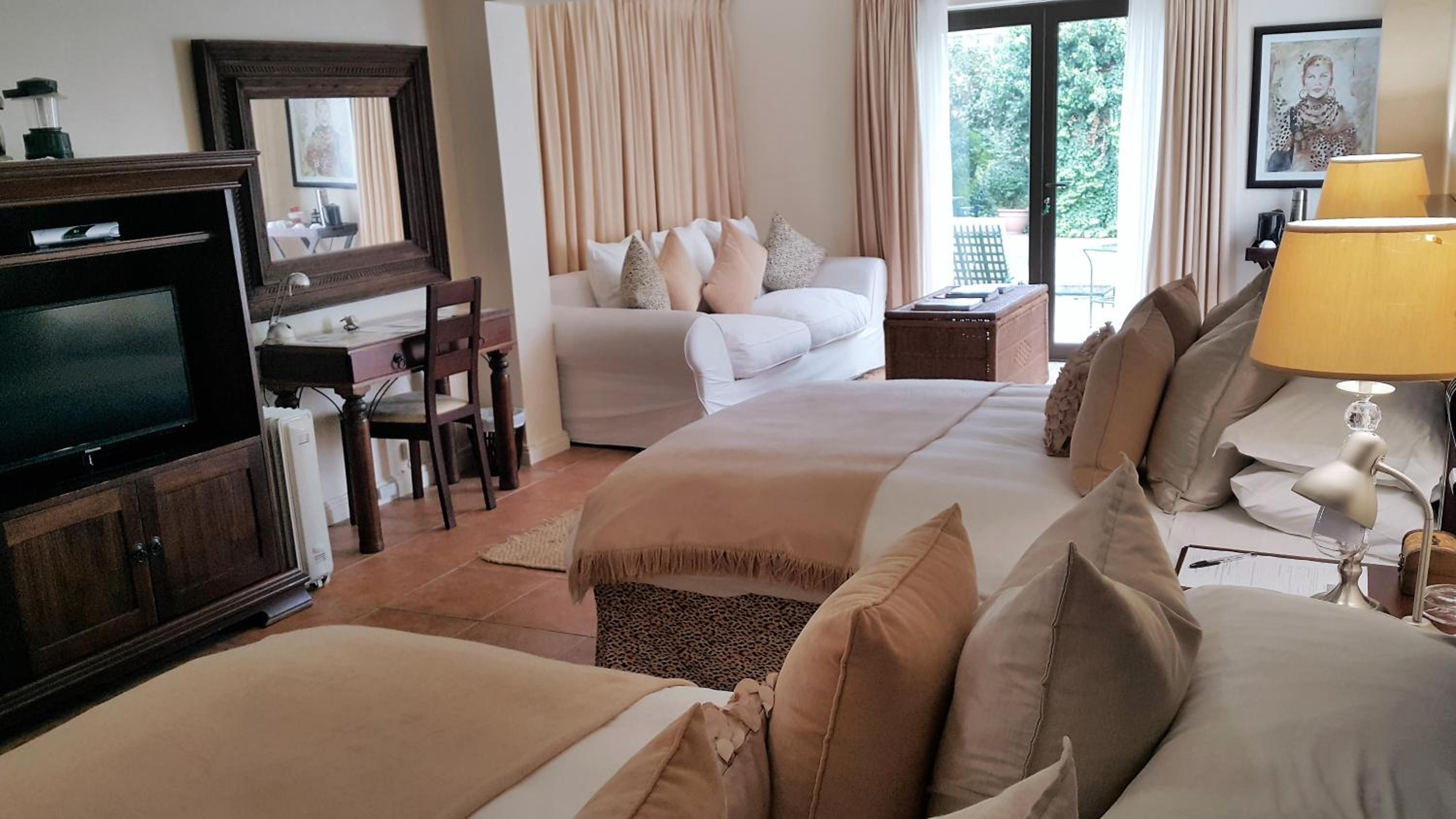 Riversong Guest House