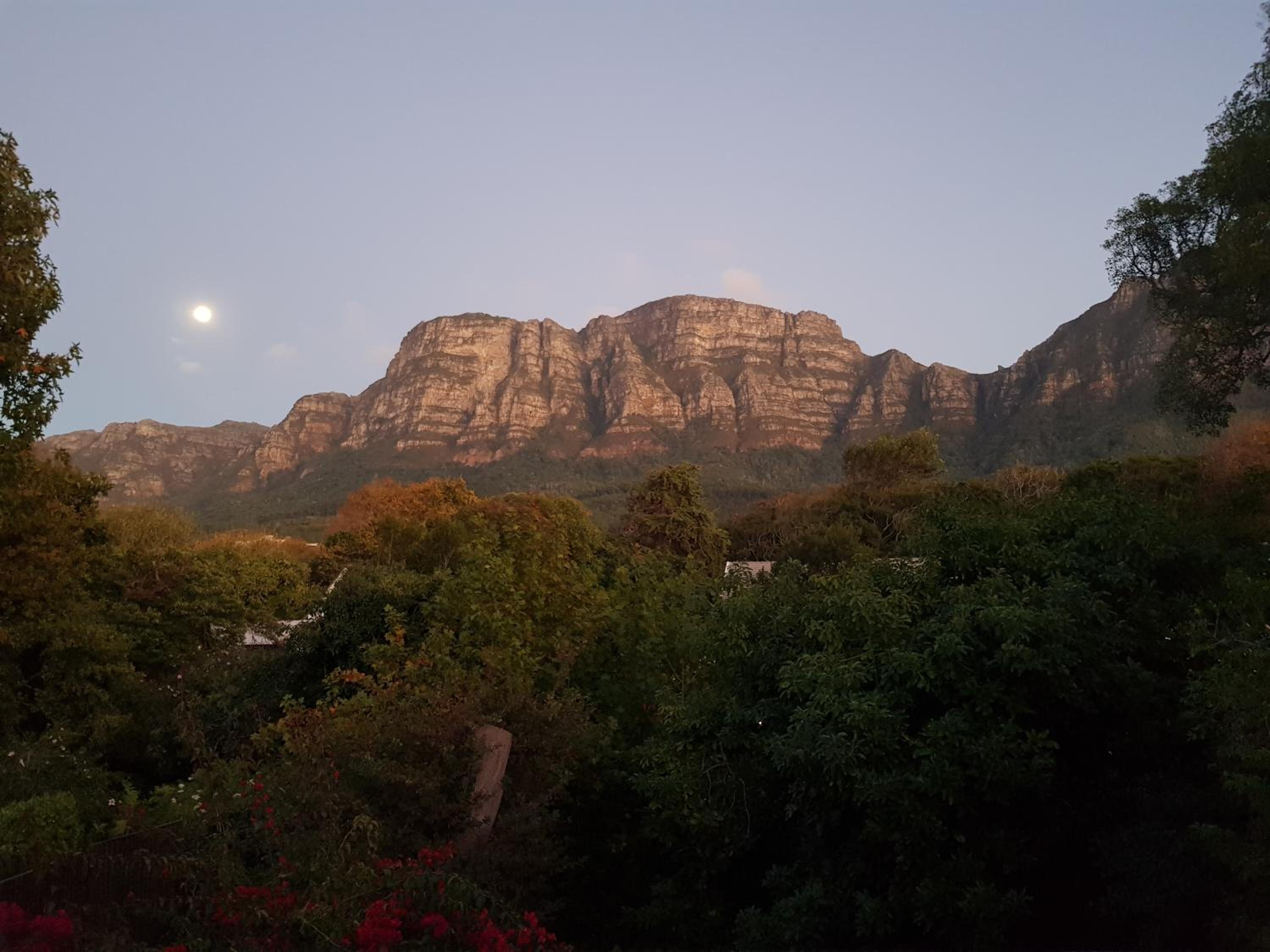 Riversong Guest House