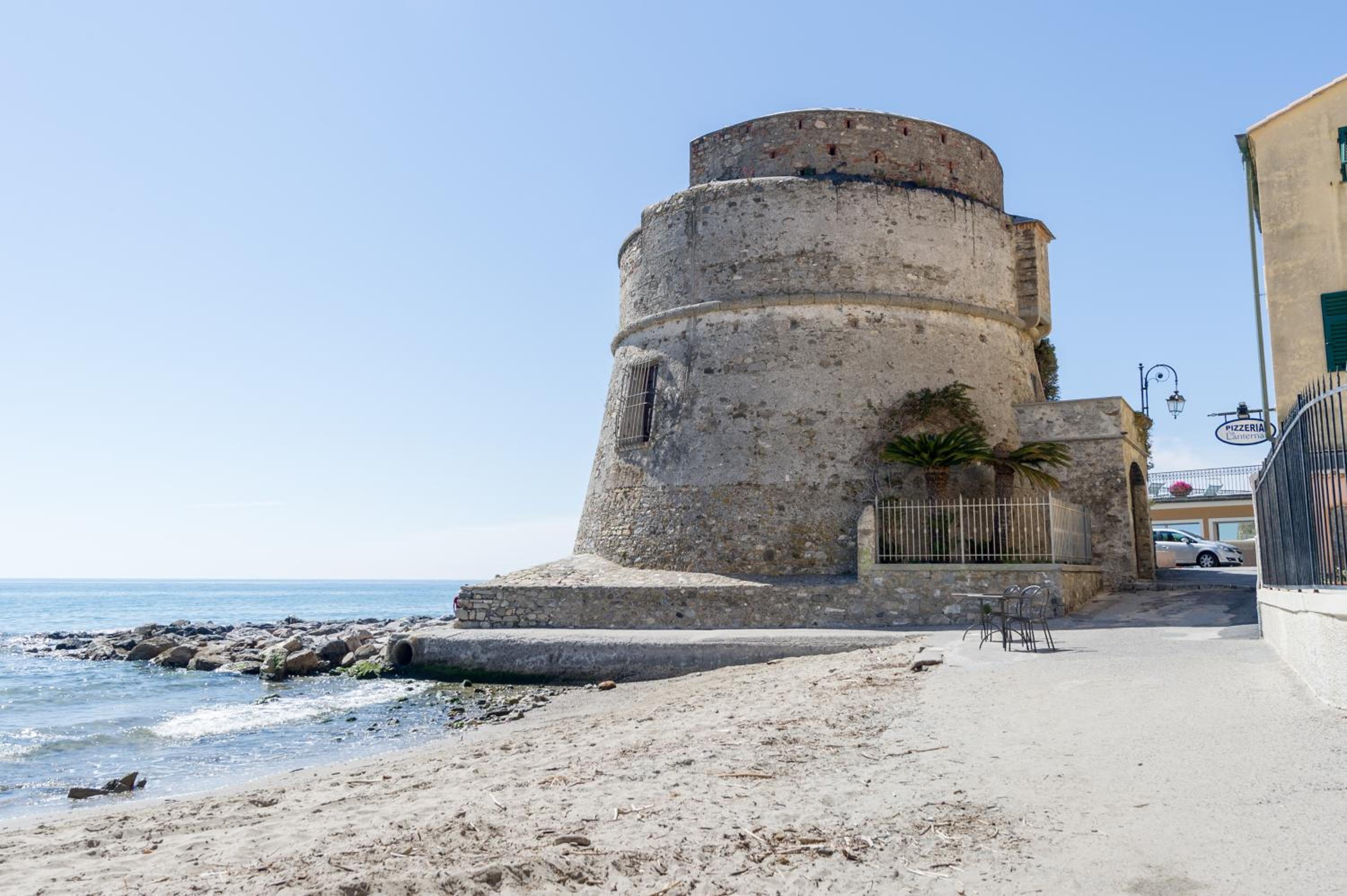 Hotel Viale Hanbury - Image 1