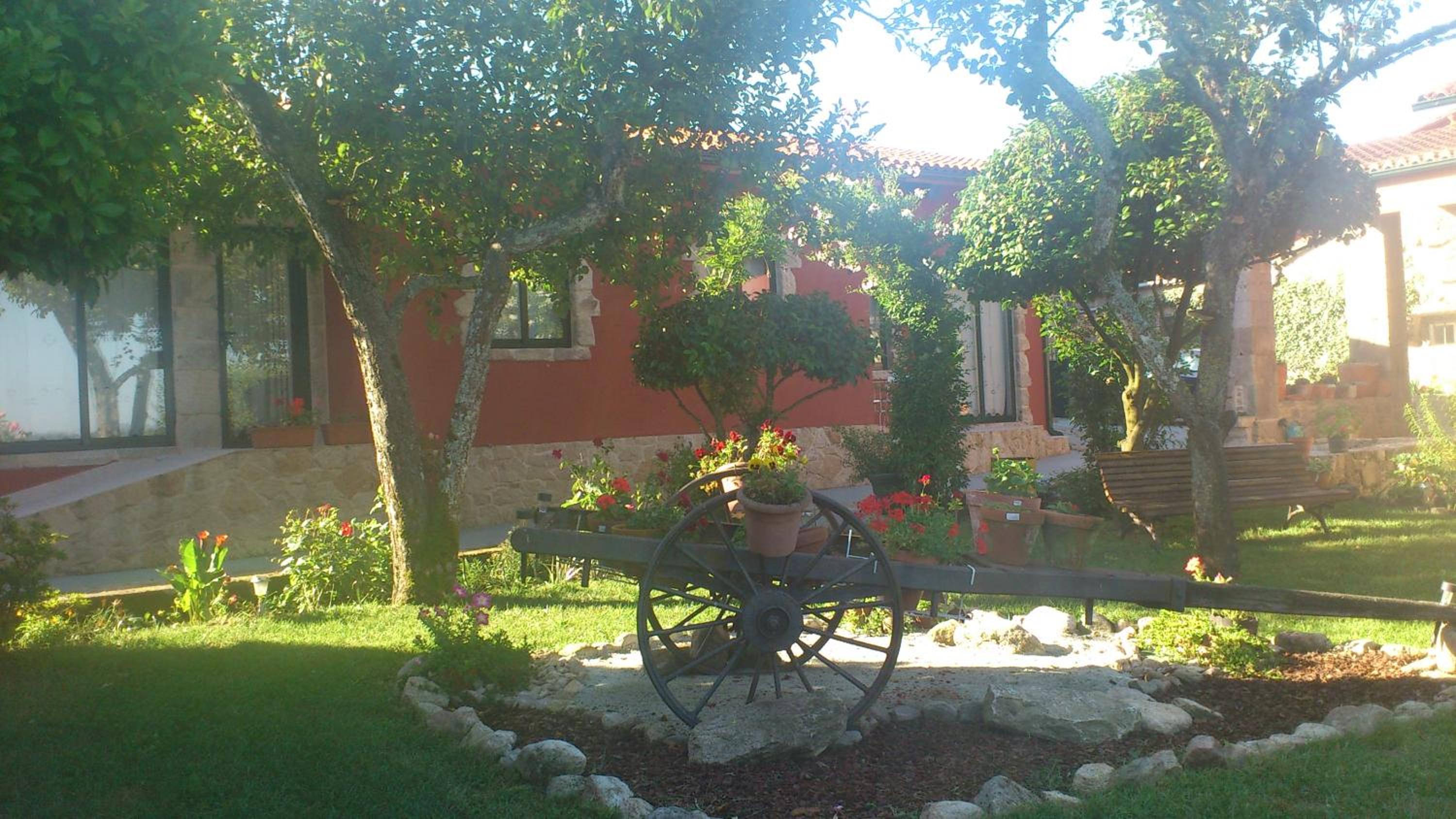 Photo 48
